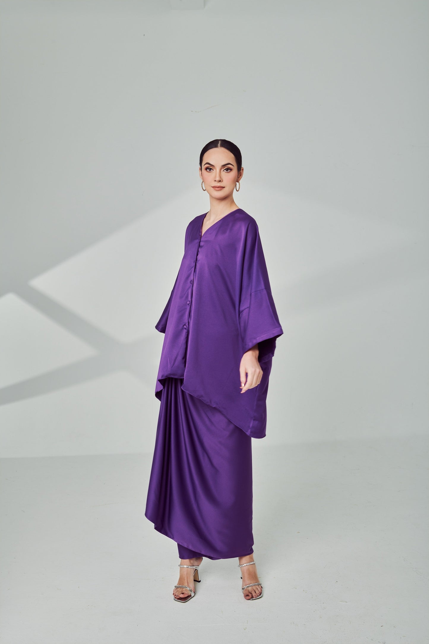 Vienna Satin Set (As-Is)