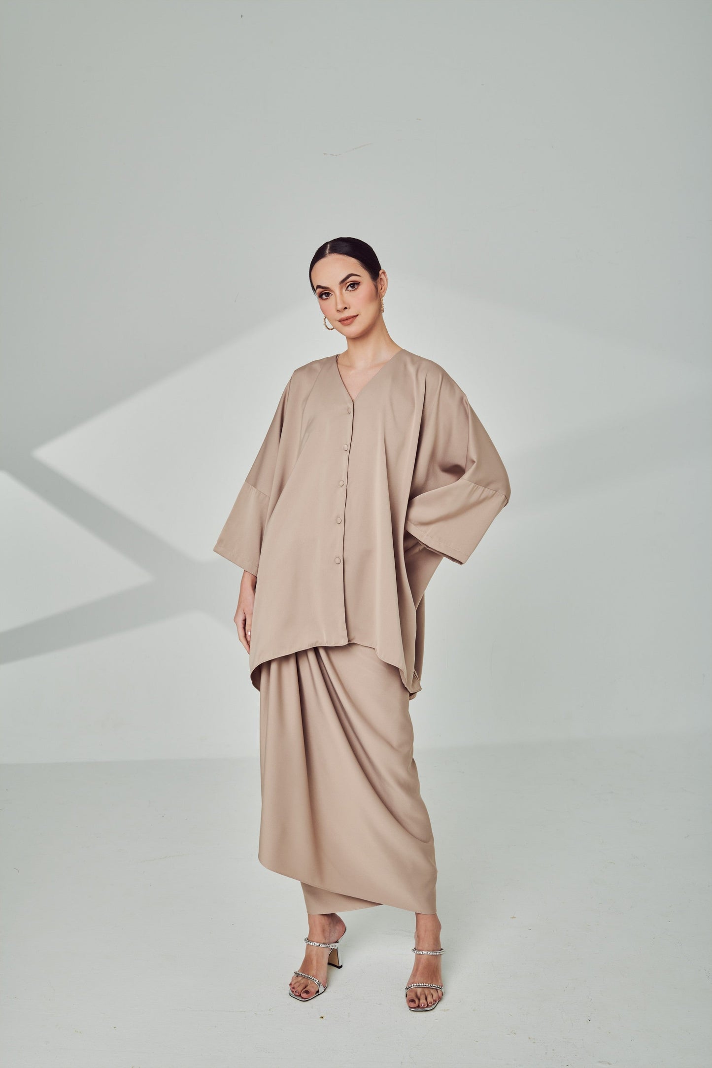 Vienna Satin Set (As-Is)