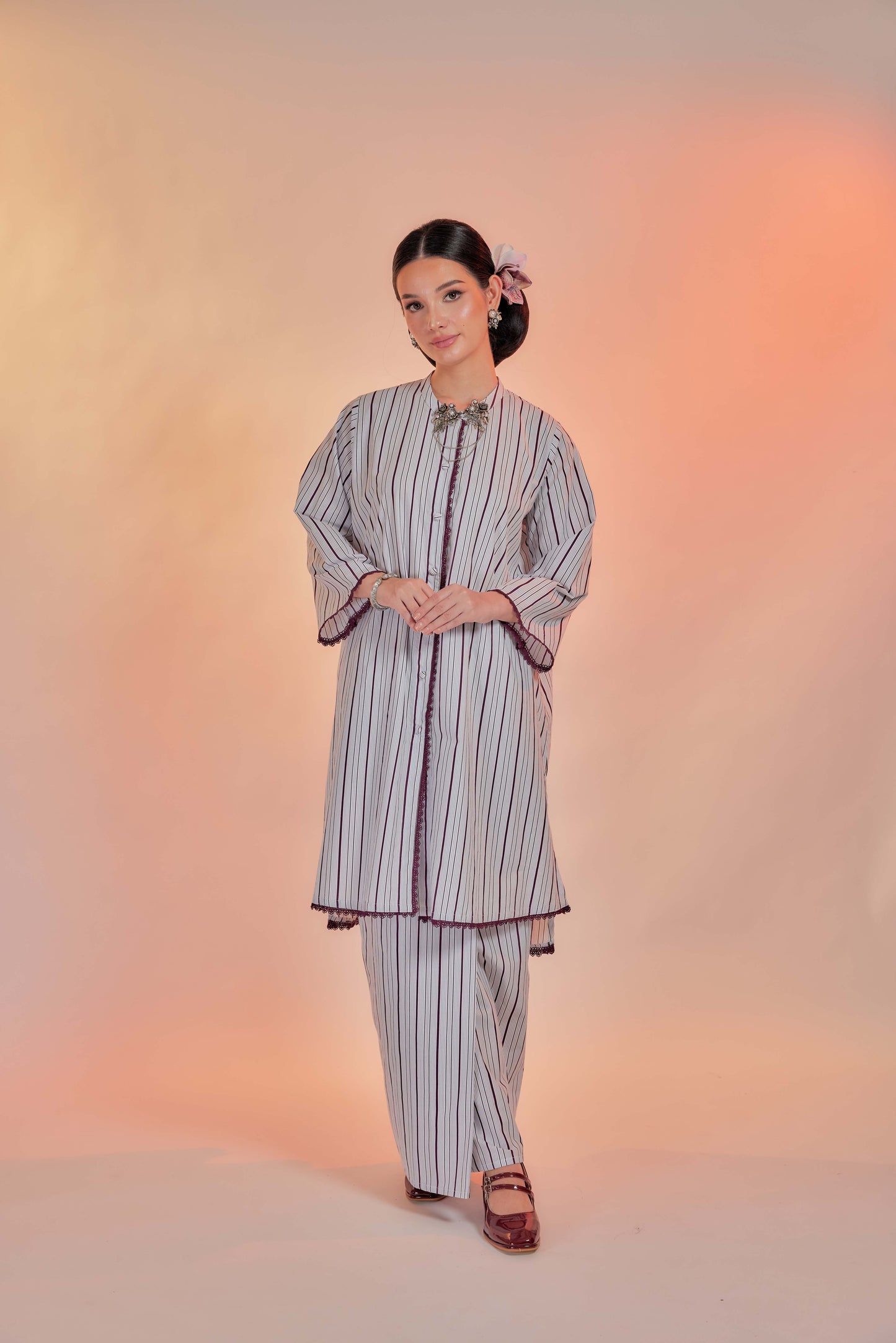 Ijas-Airis Cotton Striped Kebarung with Lace Trim Set