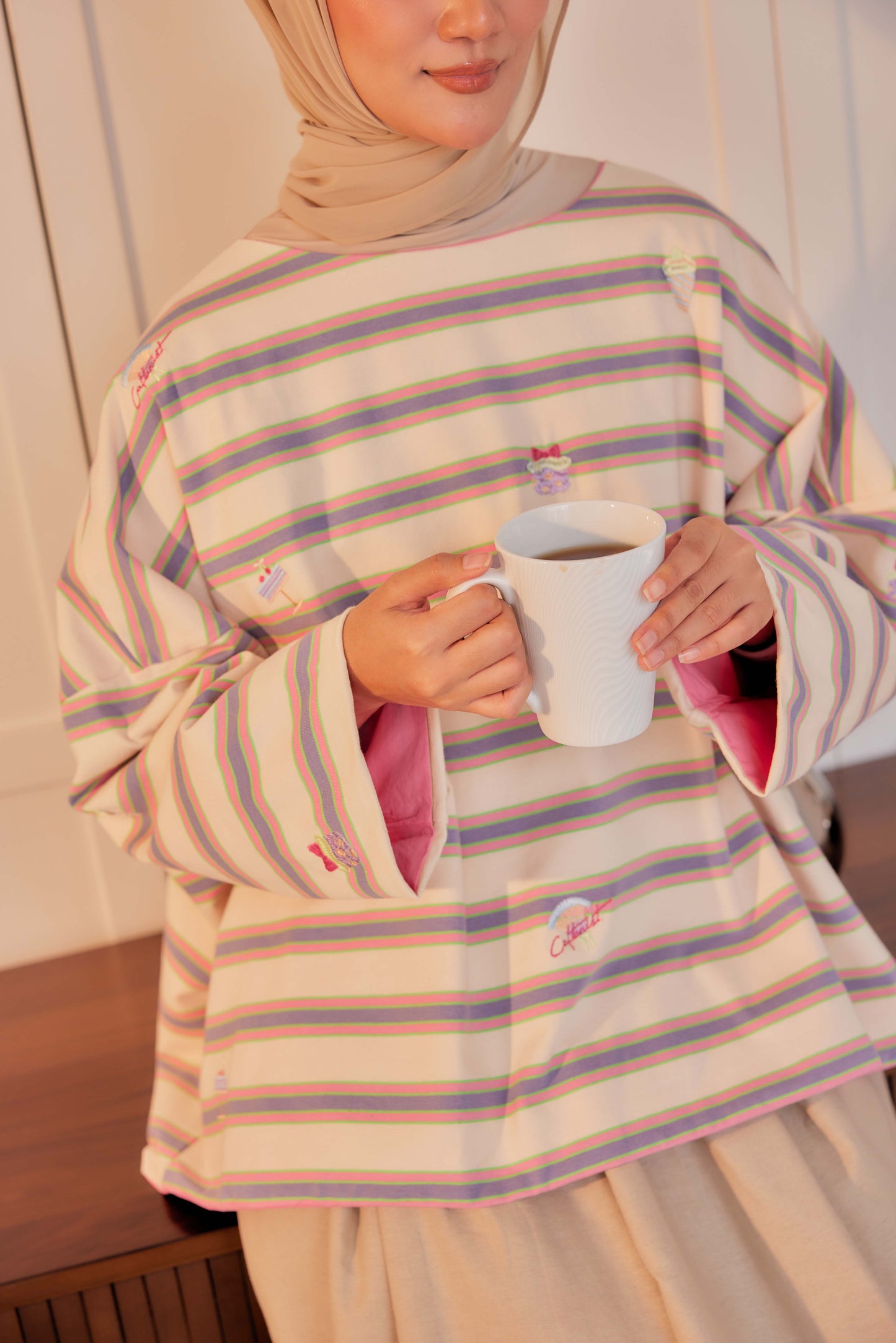 Striped Embroidered Cotton Relaxed Reversible Tee - Sweet Dreams