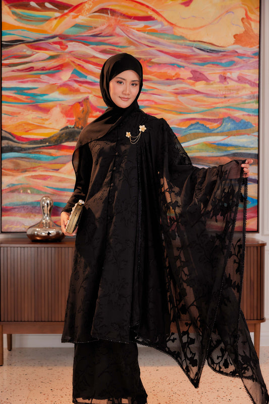 Indah Pelangi Kebarung in Hetam Manis – The Beaded Edition, Fully Lined