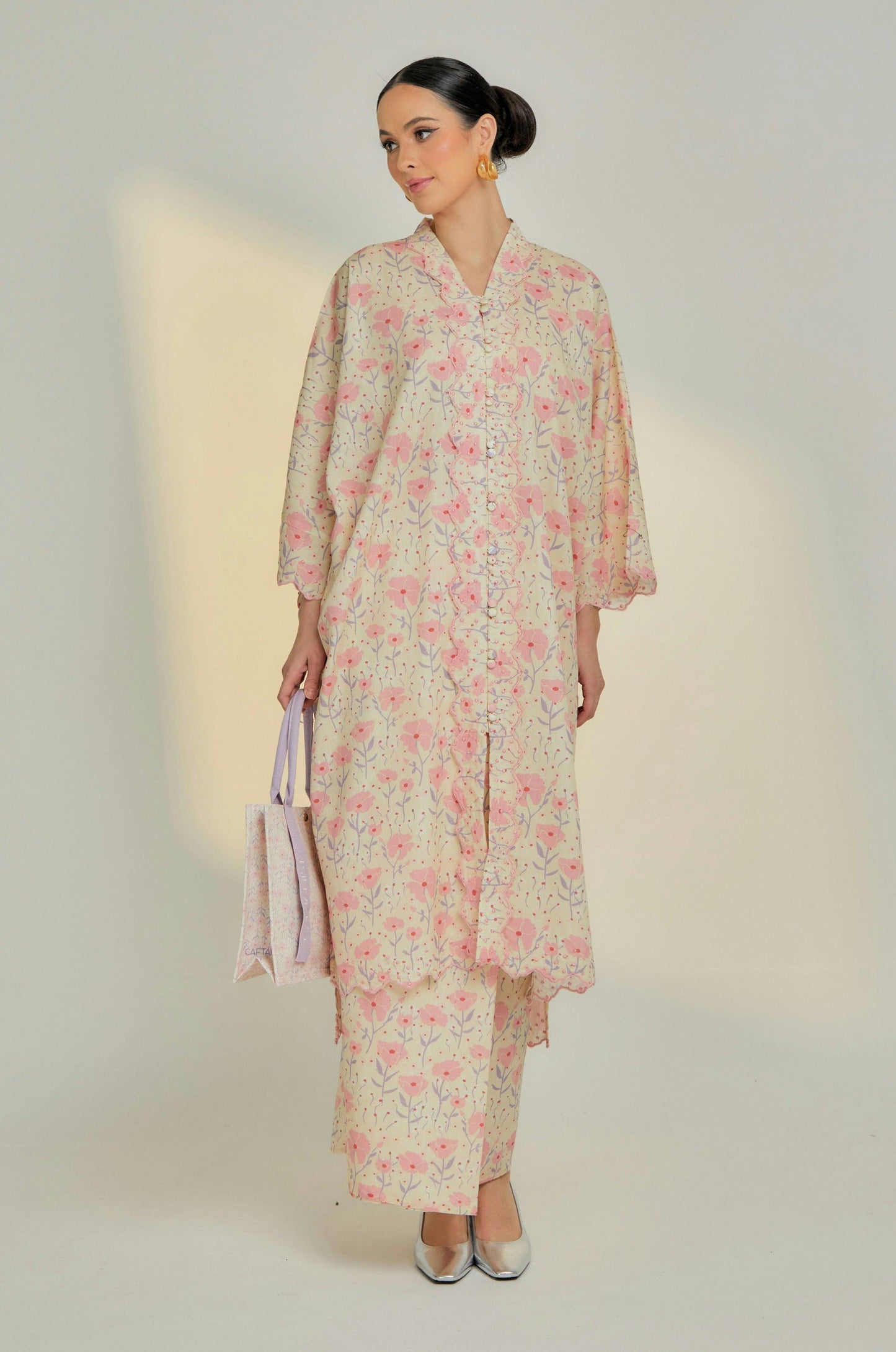 Indah Embroidery Kebaya Labuh in Poppy Cream (To be shipped by 20th February onwards) - Caftanist