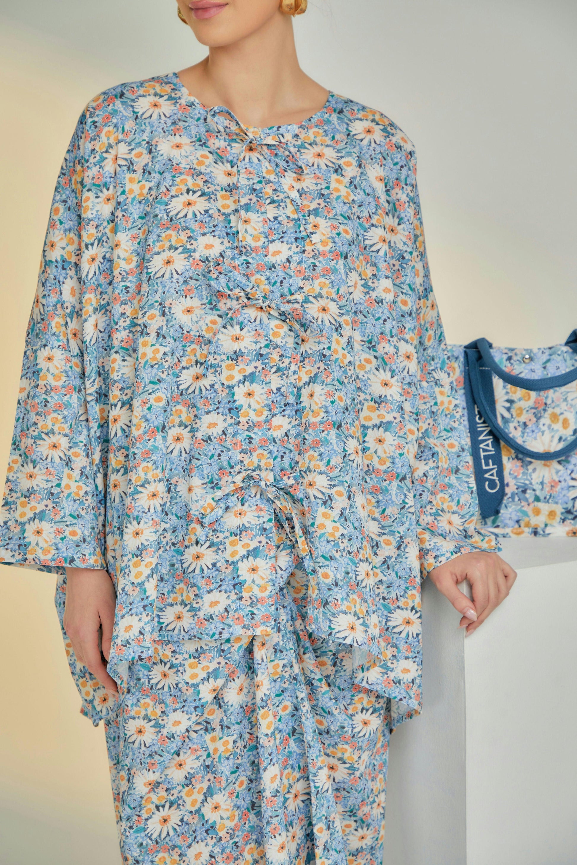 Nara Bow Cotton Two-Piece in Spring Daisies - Caftanist
