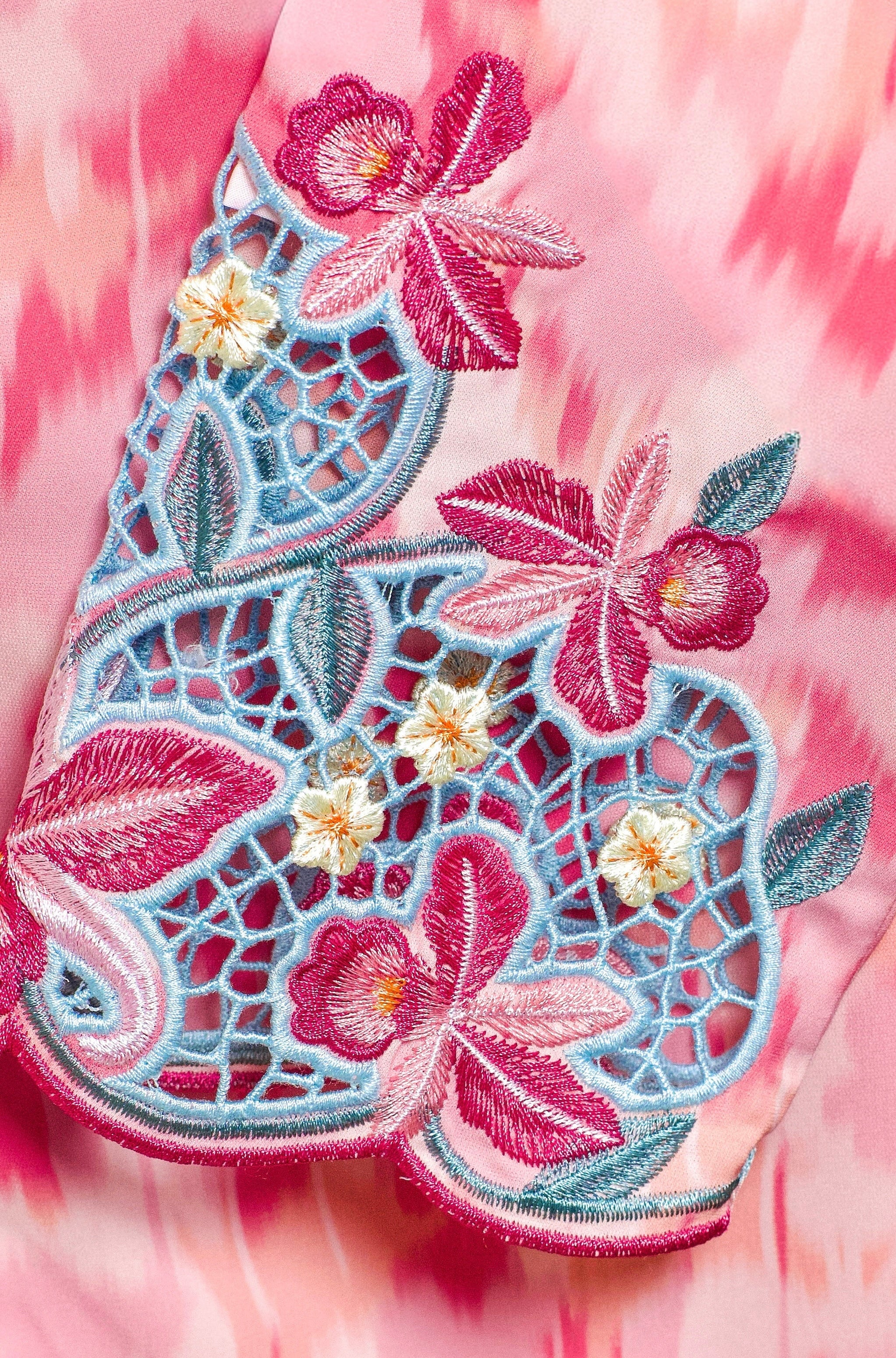 24 - Dewi Kemuning I - Kebarung Sulam Goyang Set With Matching Fan & Selendang