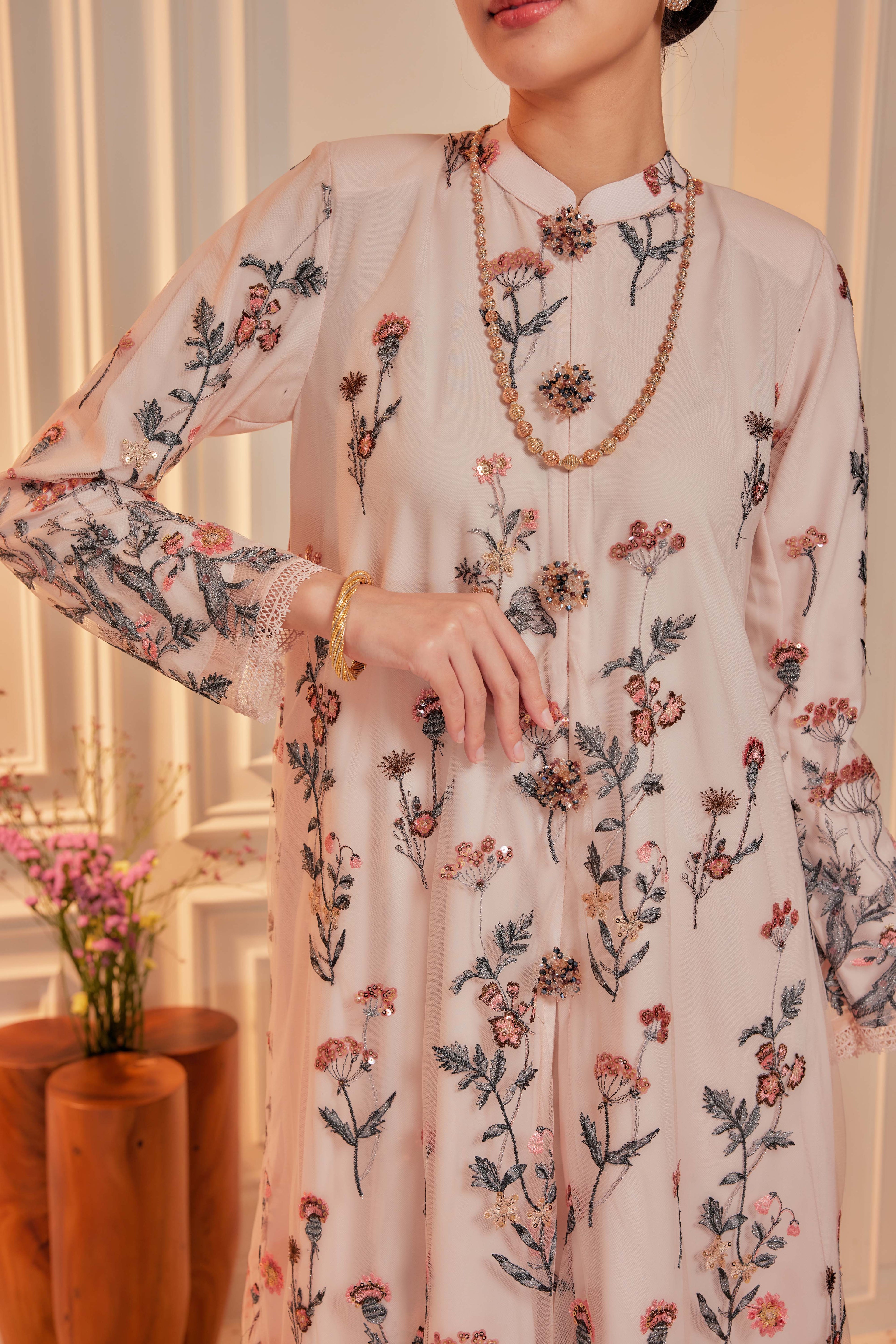 Rosé Tea - Dian Embellished Kebarung with Embroidery Lace Trim [PREORDER MID FEB]