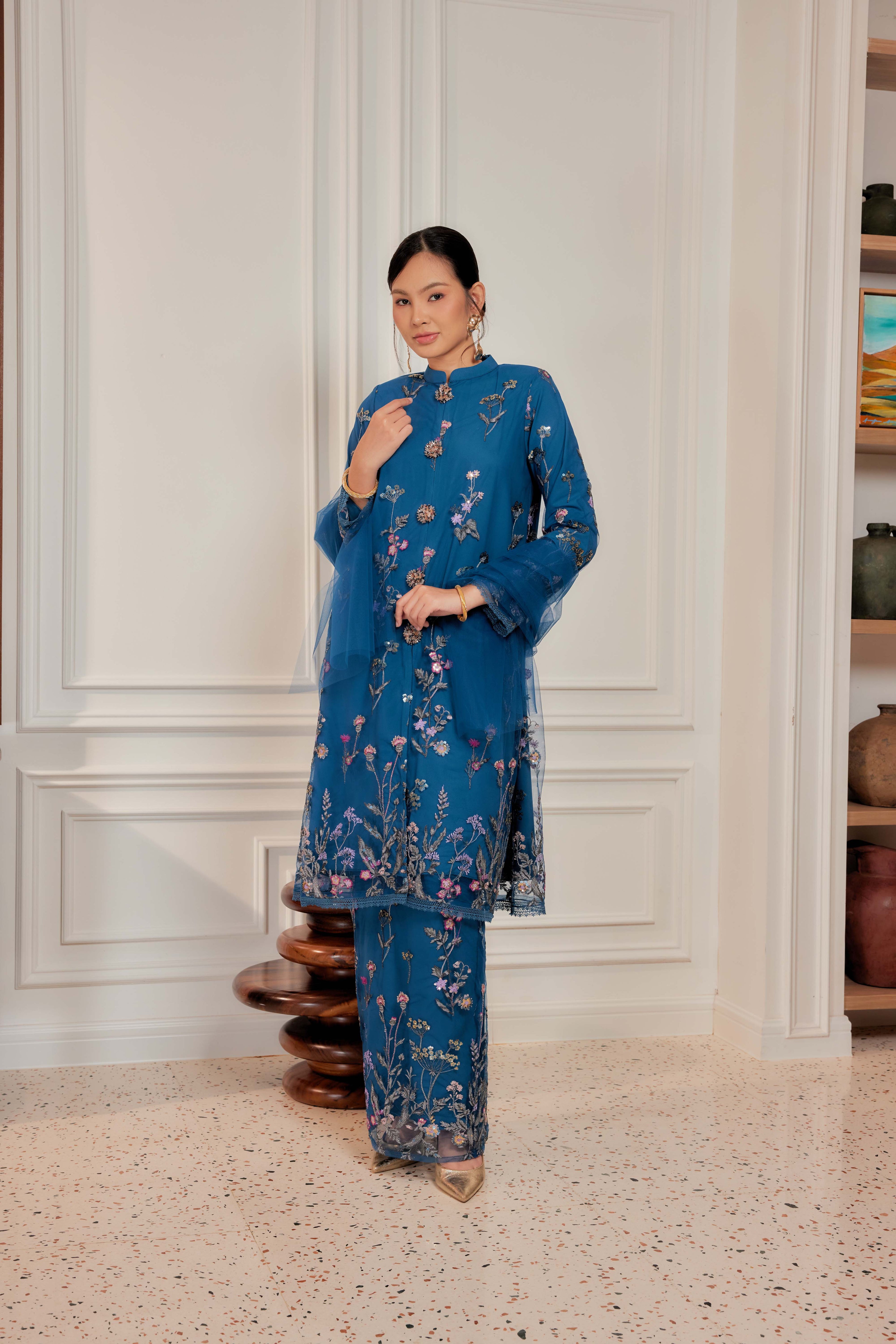 Teal Blue - Dian Embellished Kebarung with Embroidery Lace Trim  [PREORDER MID FEB]