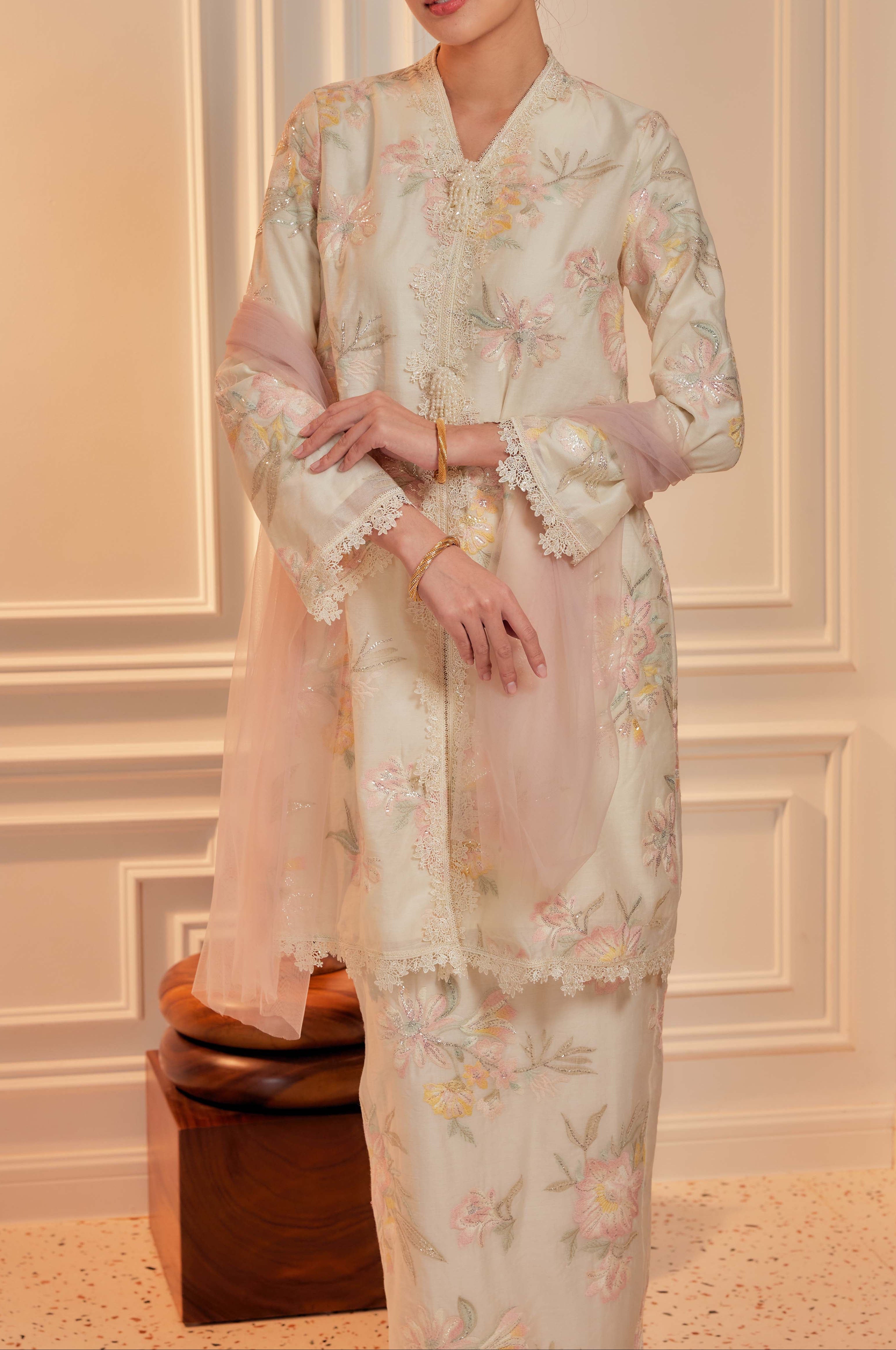 Ivory Cream - Embun Sulam Kurung with 3-Piece Pearled Brooch Set (Fully Lined)