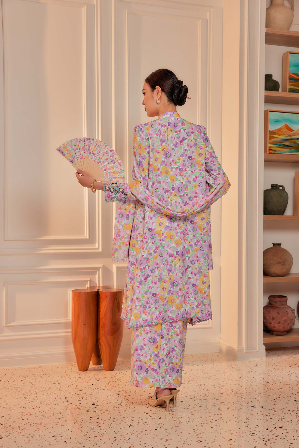 15 - Indah Sekarjati II - Kebarung Sulam Goyang Set With Matching Fan & Selendang