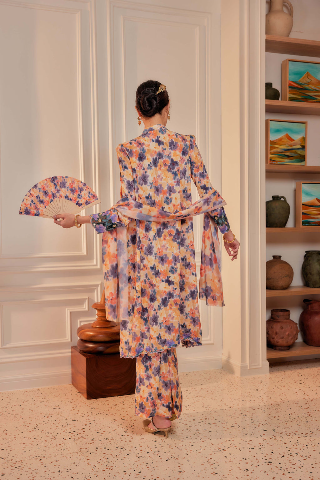 20 - Sundari Kenanga V - Kebarung Sulam Goyang Set With Matching Fan & Selendang