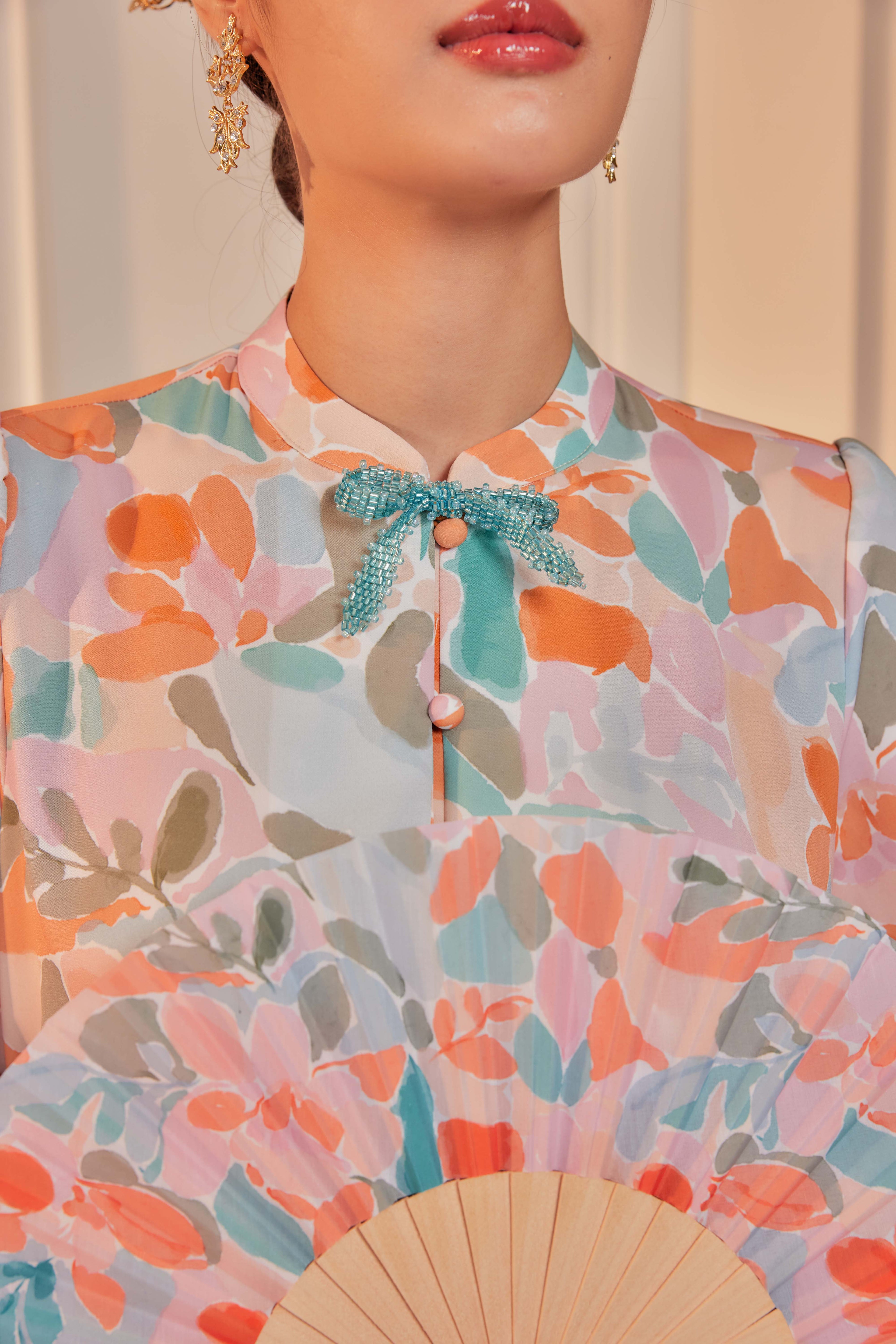 23 - Tanjung Puspita - Kebarung Sulam Goyang Set With Matching Fan & Selendang