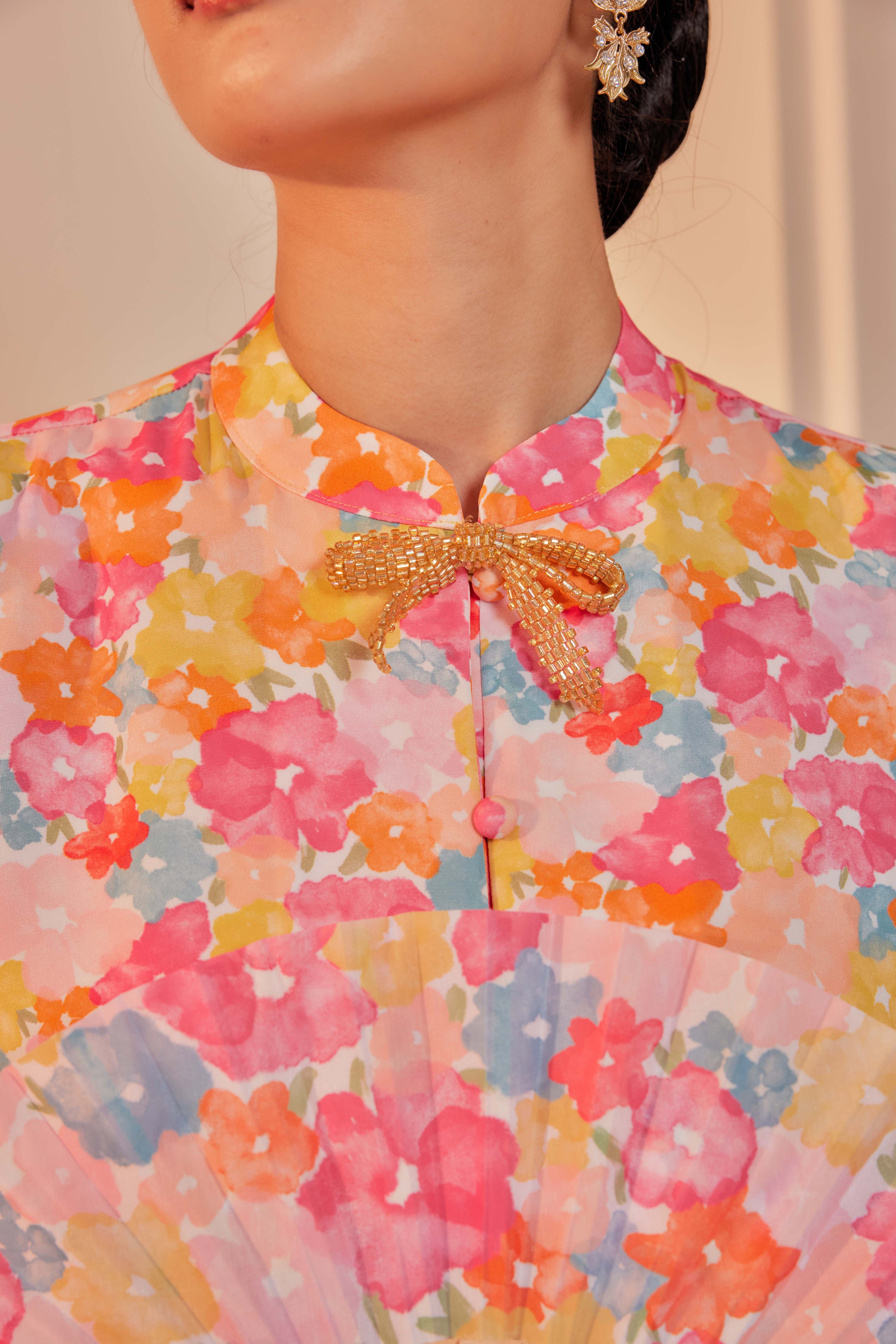 13 - Ratu Melur - Kebarung Sulam Goyang Set With Matching Fan & Selendang