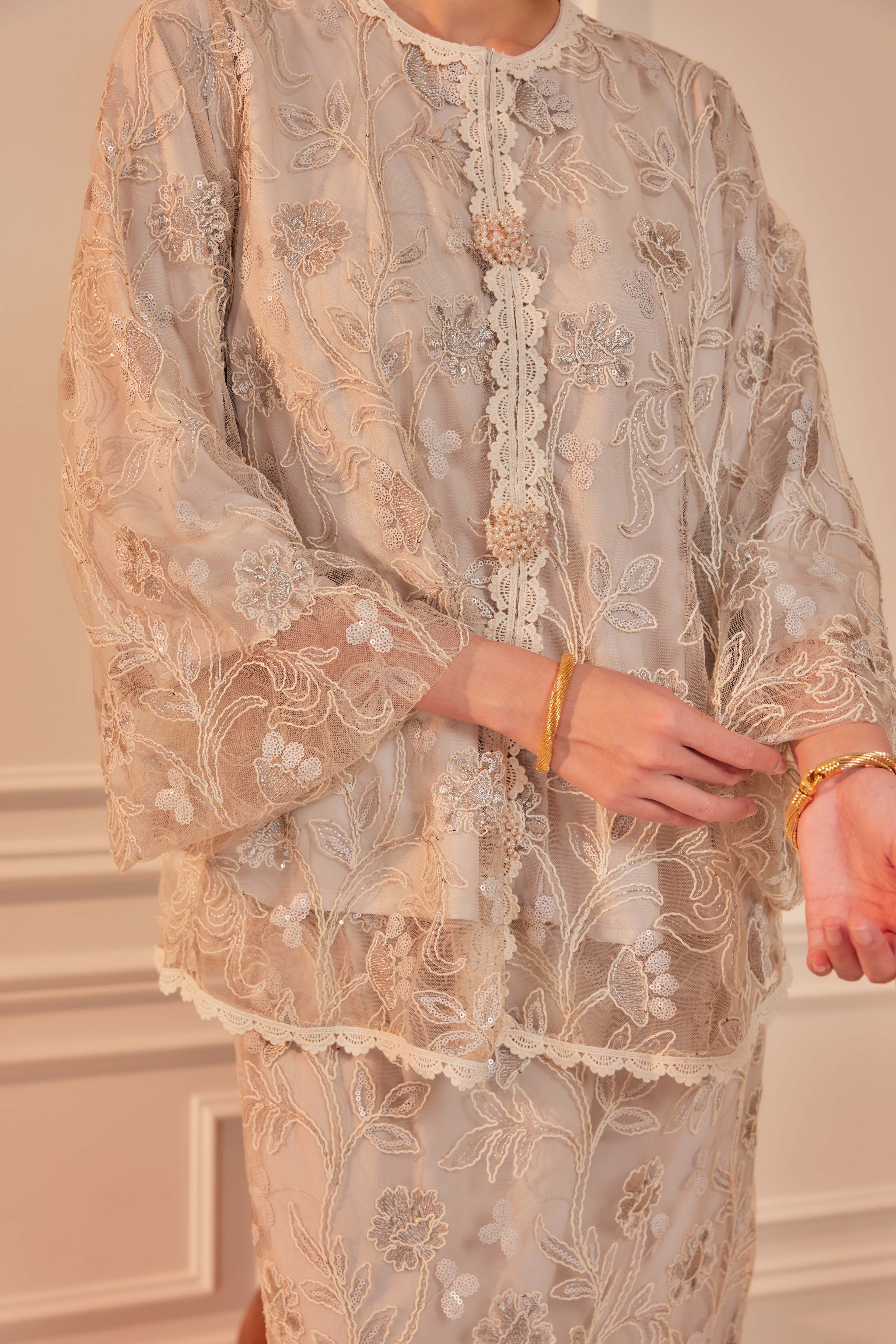 Silver Greige - Raia Embellished Kurung Lace Set (Full Lining)