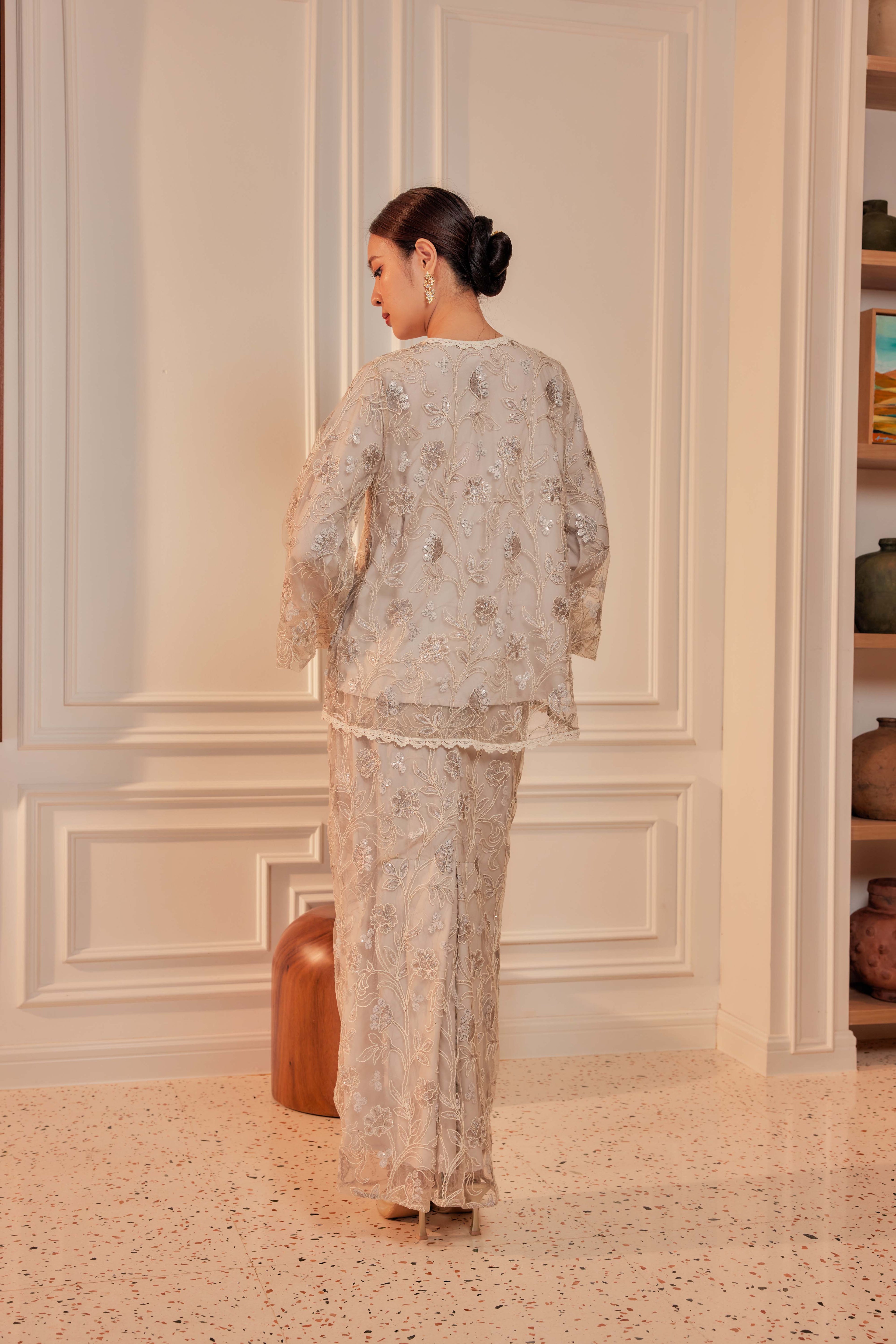 Silver Greige - Raia Embellished Kurung Lace Set (Full Lining)
