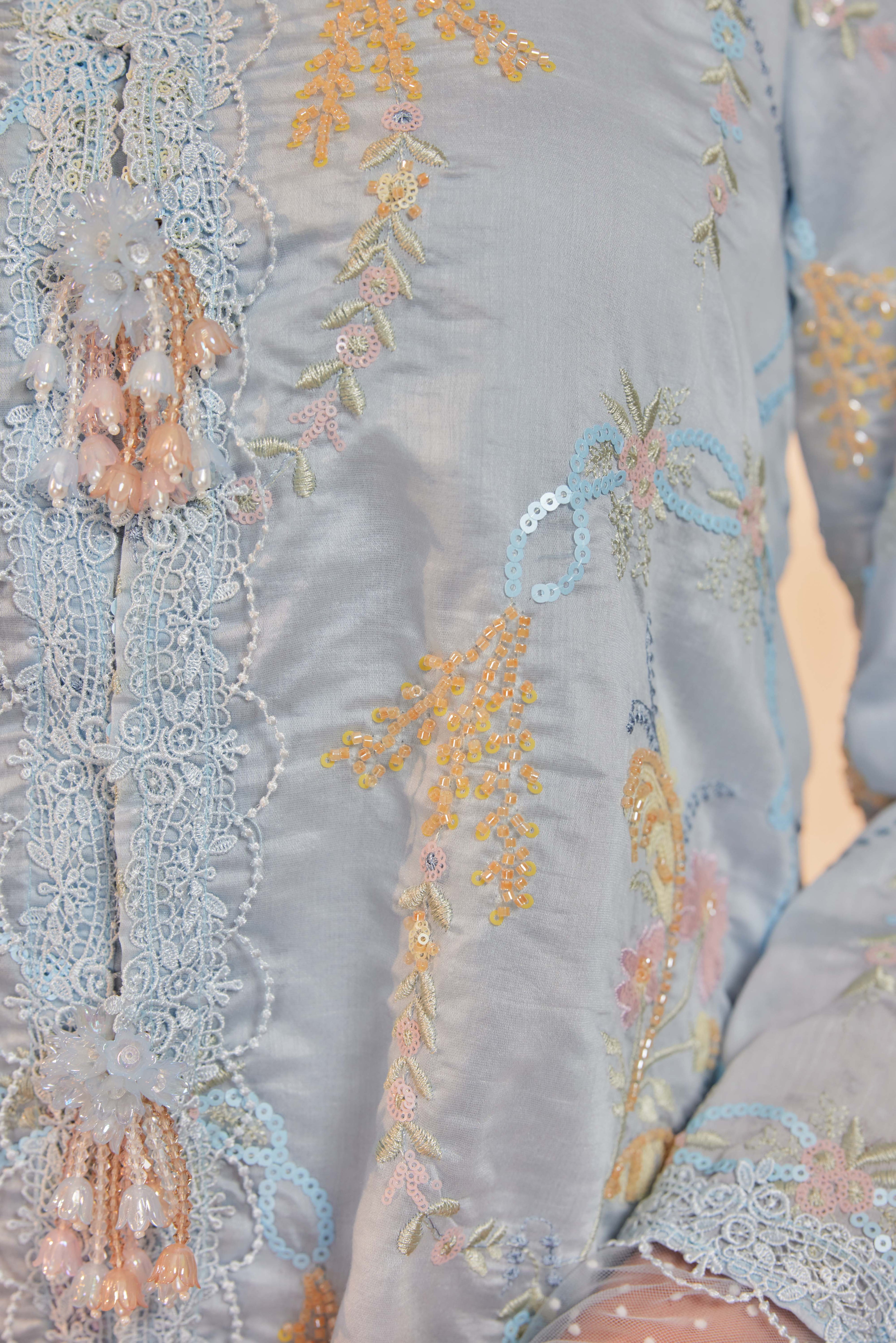 Bayu - Marni Beaded Embellished Kurung with Set of 3 Brooch (Fully Lined)