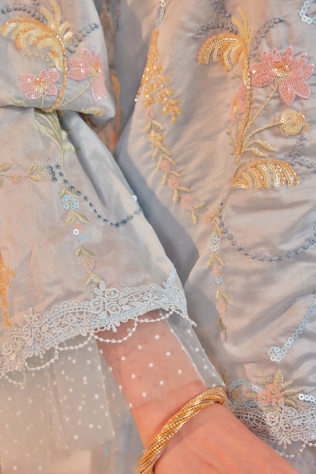 Bayu - Marni Beaded Embellished Kurung with Set of 3 Brooch (Fully Lined)