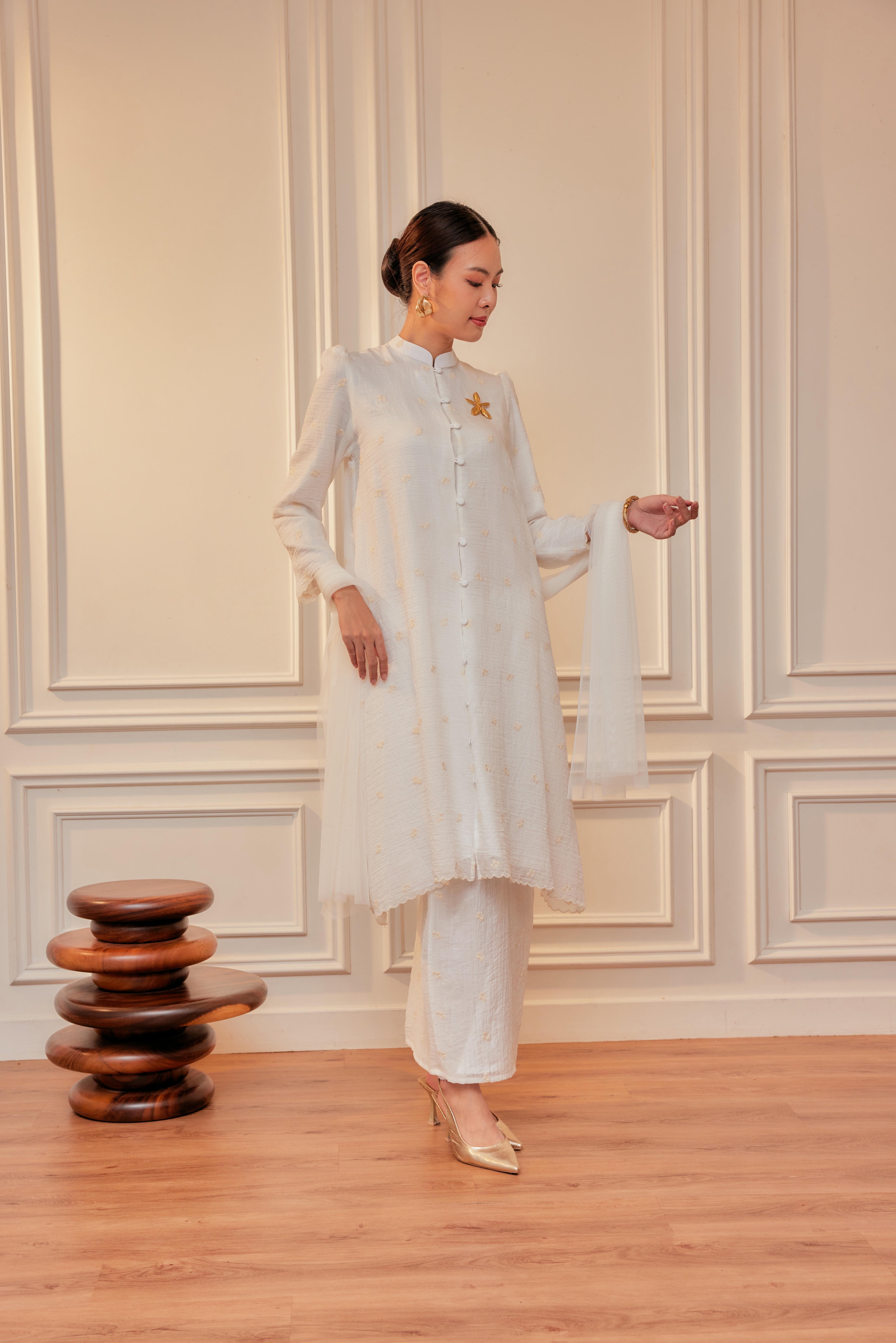 Dewita Floral Embroidered Kebarung with Front Buttons Set (Full Lining)