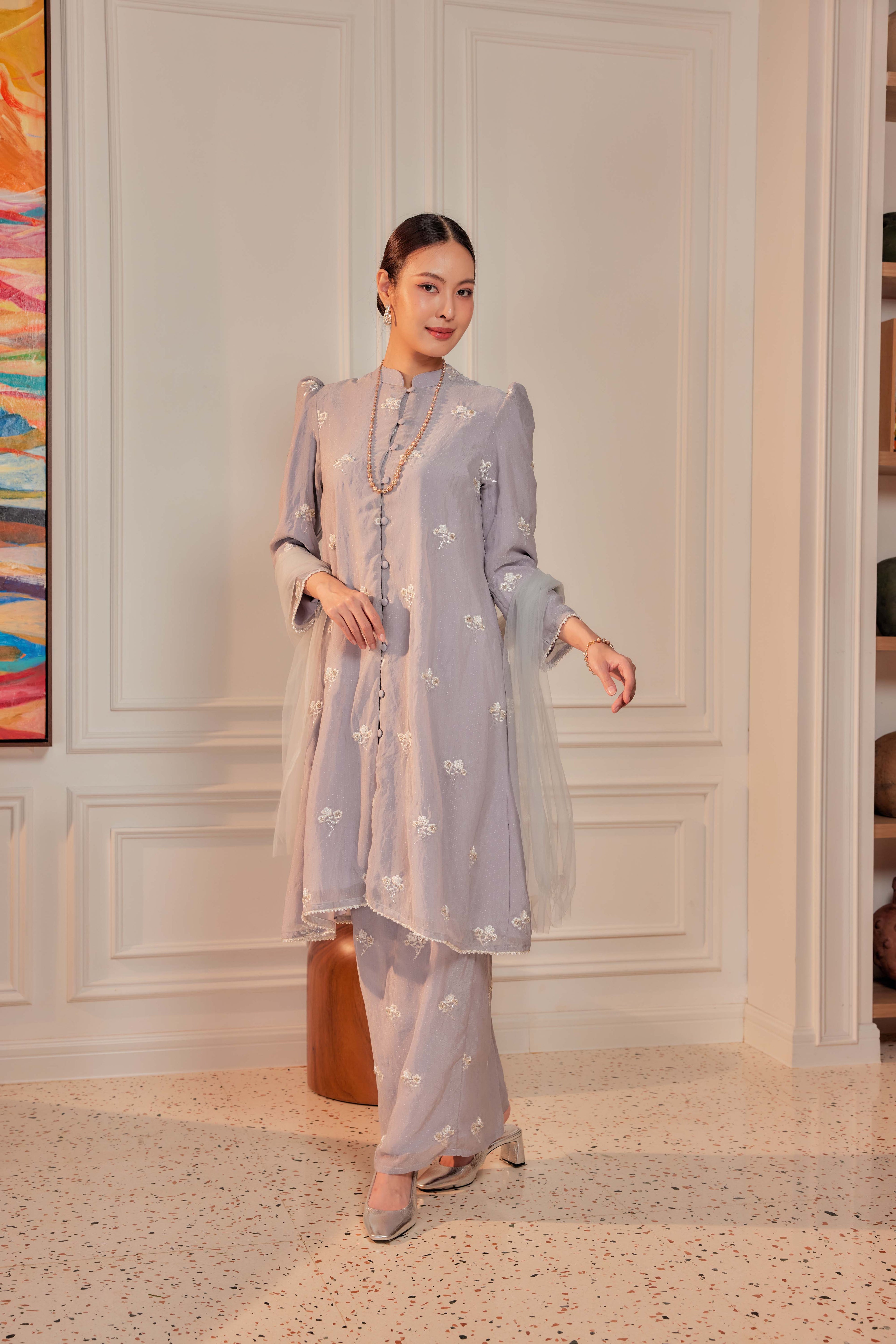 Perak - Mutiara Embellished Kebarung Set (Full Lining)