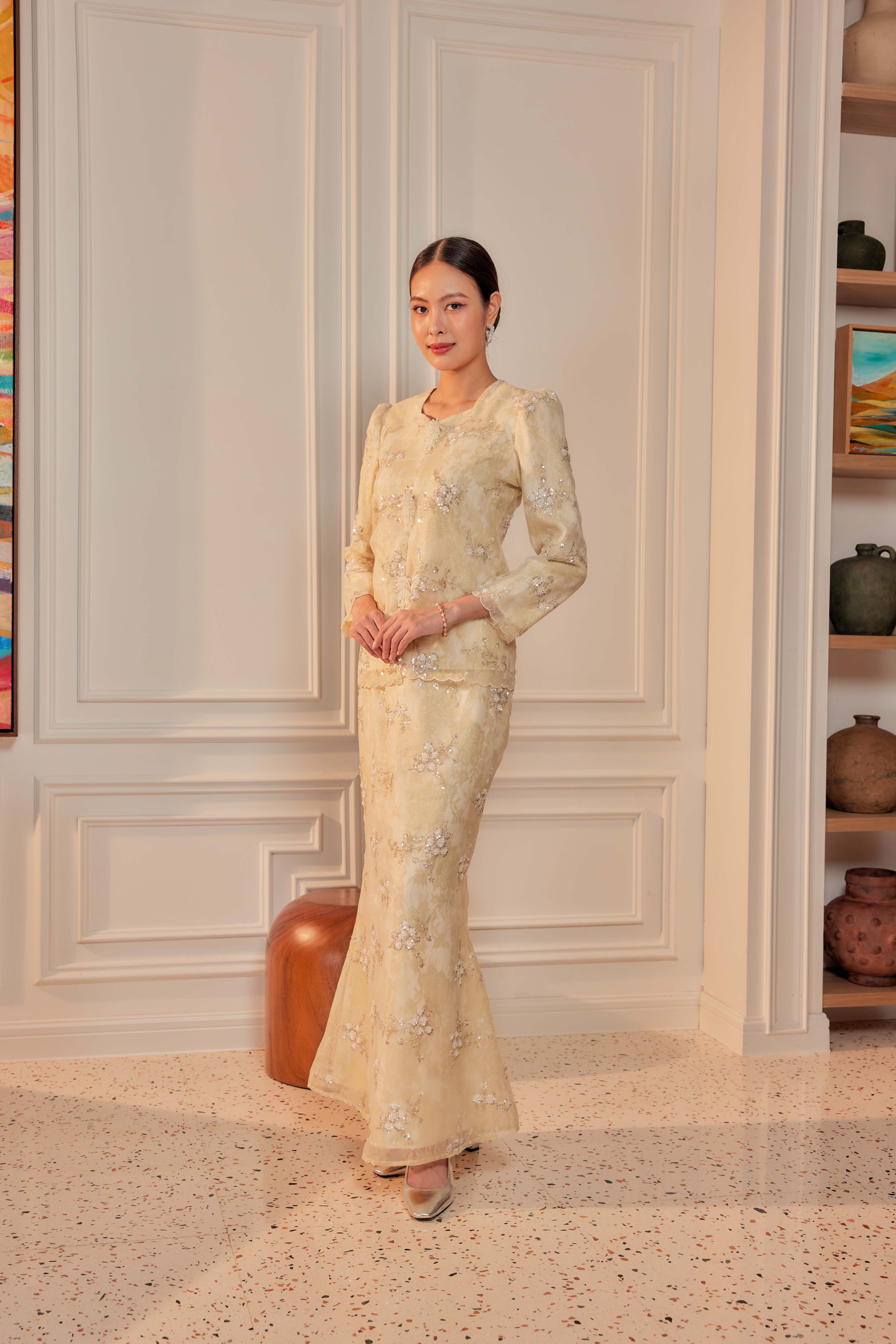 Champagne - Alaia Beaded Lace Kurung With Set of 3 Pearl Brooch (Fully Lined)