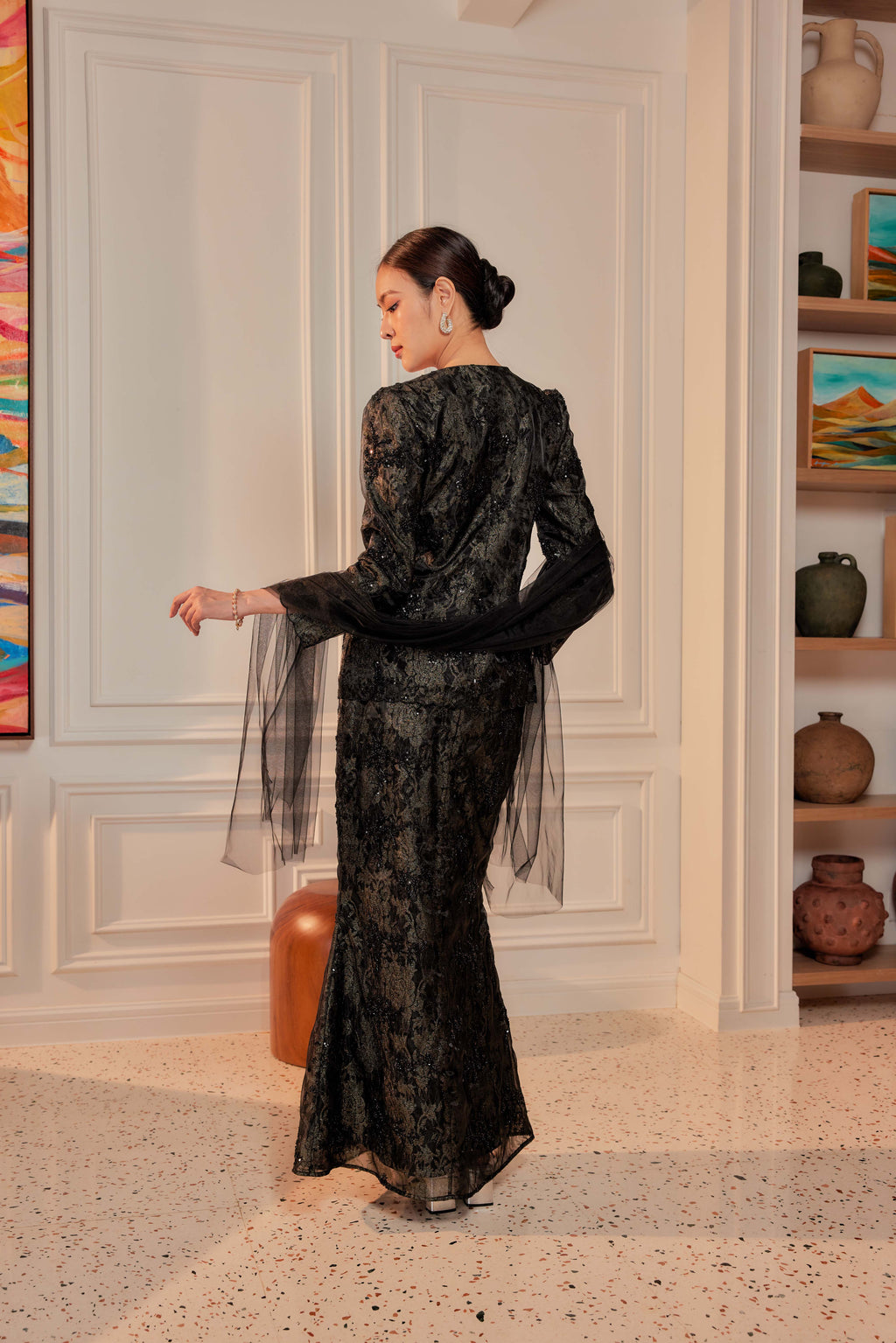 Stardust - Alaia Beaded Lace Kurung With Set of 3 Pearl Brooch (Fully Lined)