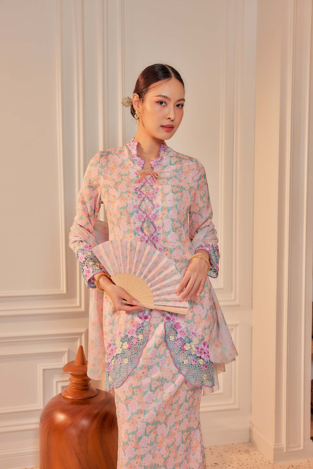 32 - Puspa Dewi - Kebaya Sulam Goyang Set With Matching Fan & Selendang [PREORDER]