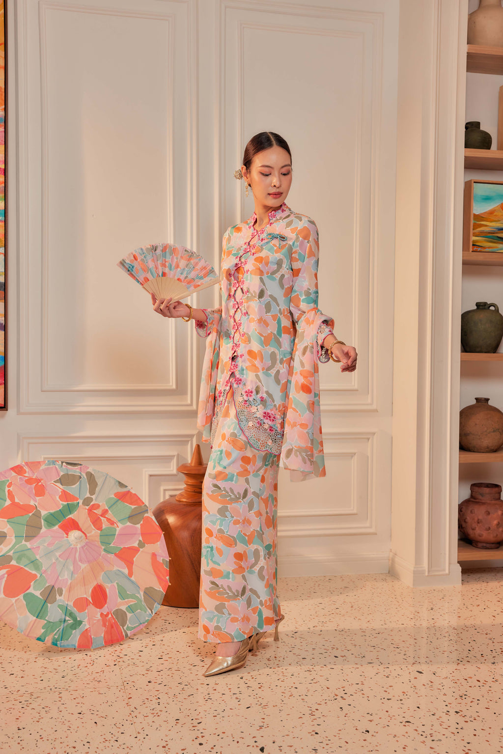 49 - Tanjung Puspita - Kebaya Sulam Goyang Set With Matching Fan & Selendang [PREORDER]