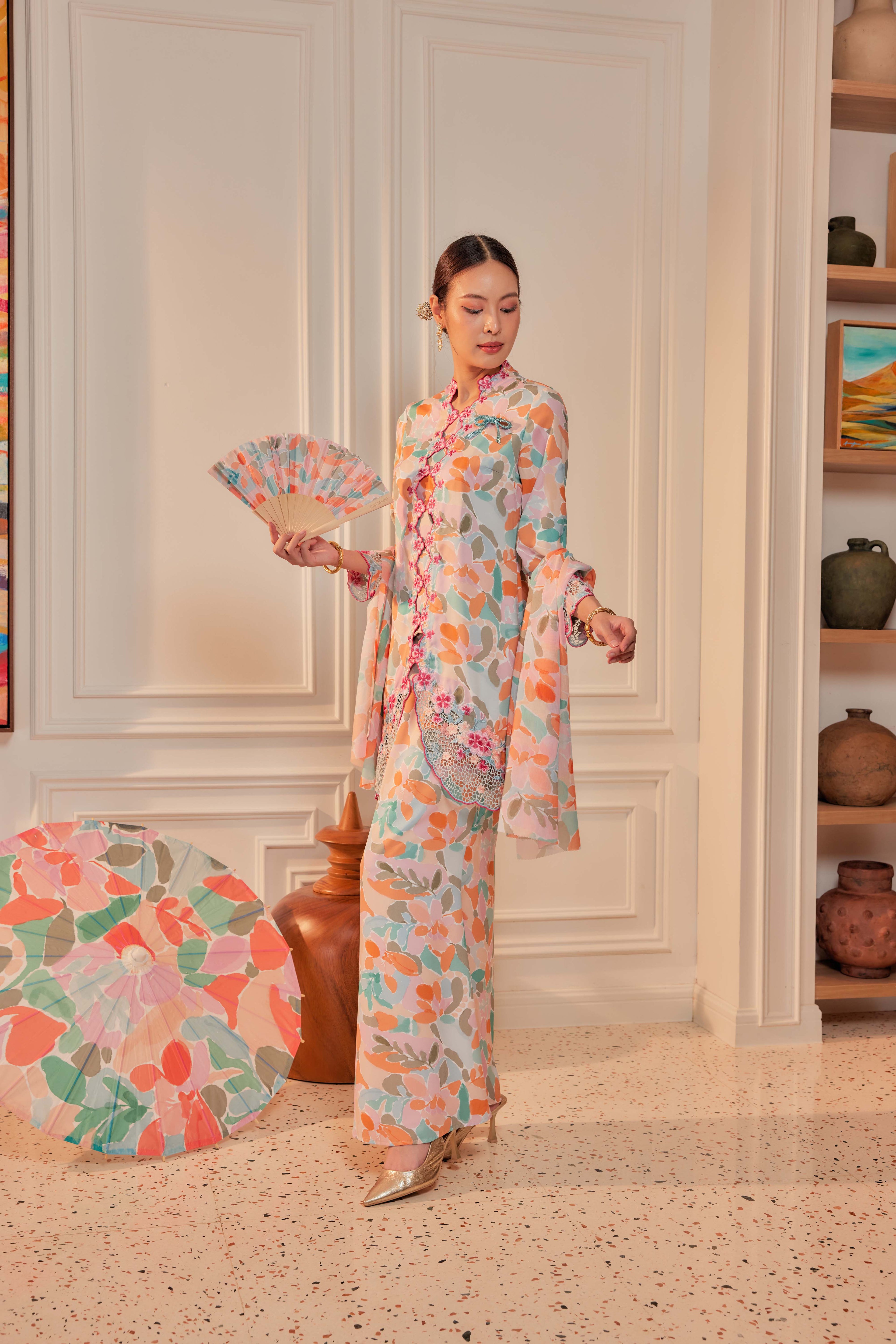 49 - Tanjung Puspita - Kebaya Sulam Goyang Set With Matching Fan & Selendang [PREORDER]