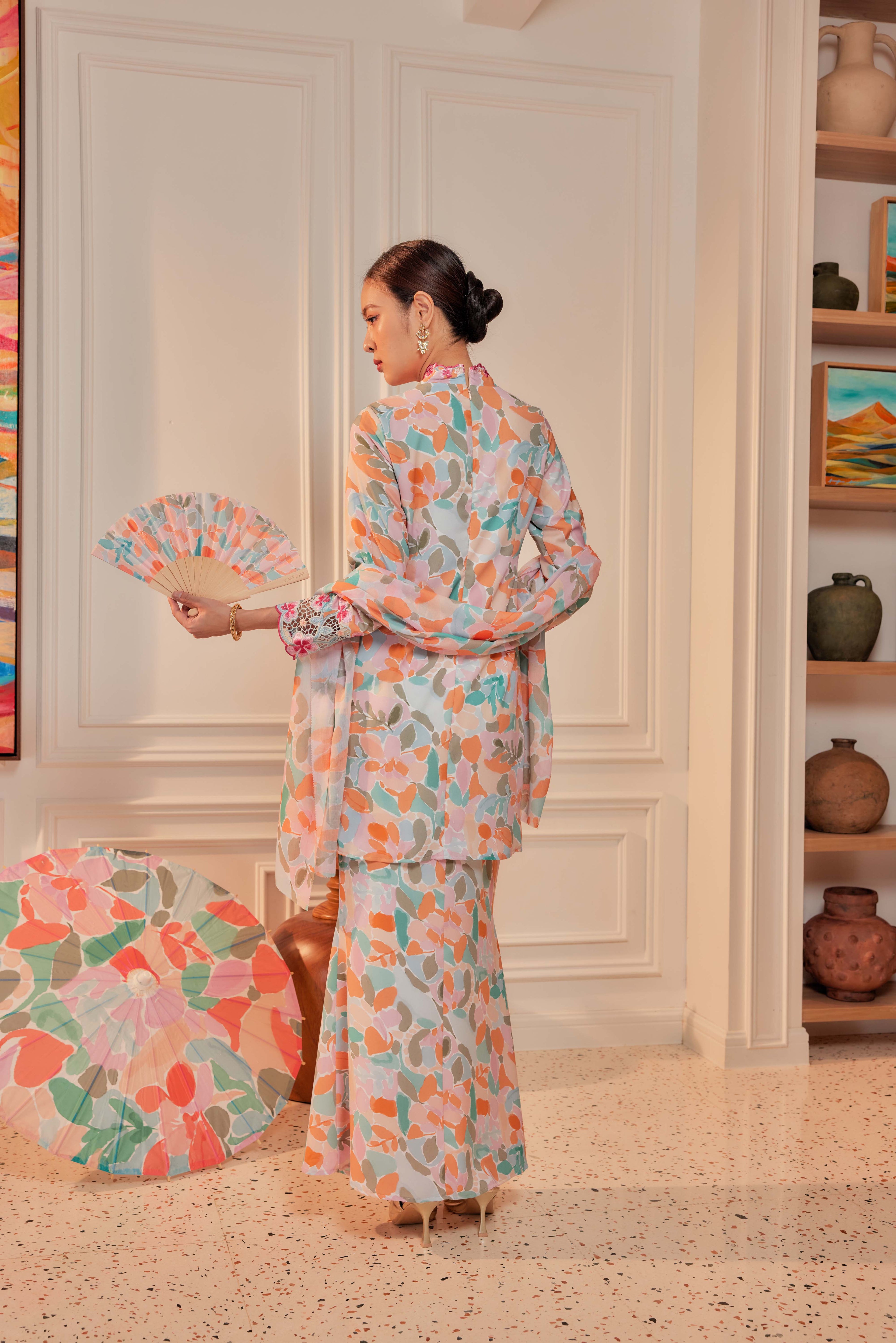 49 - Tanjung Puspita - Kebaya Sulam Goyang Set With Matching Fan & Selendang [PREORDER]