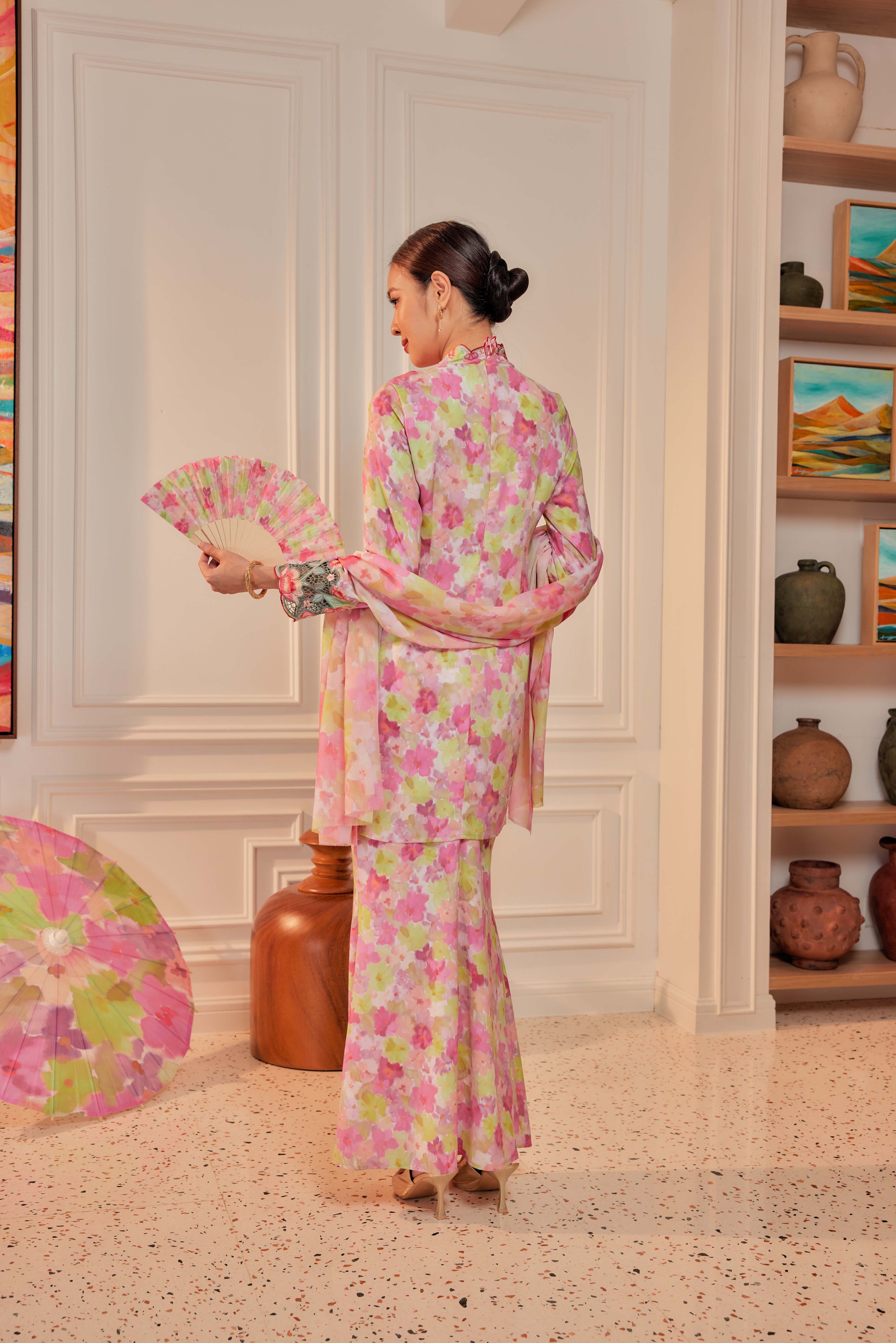 43 - Sundari Kenanga II - Kebaya Sulam Goyang Set With Matching Fan & Selendang [PREORDER]