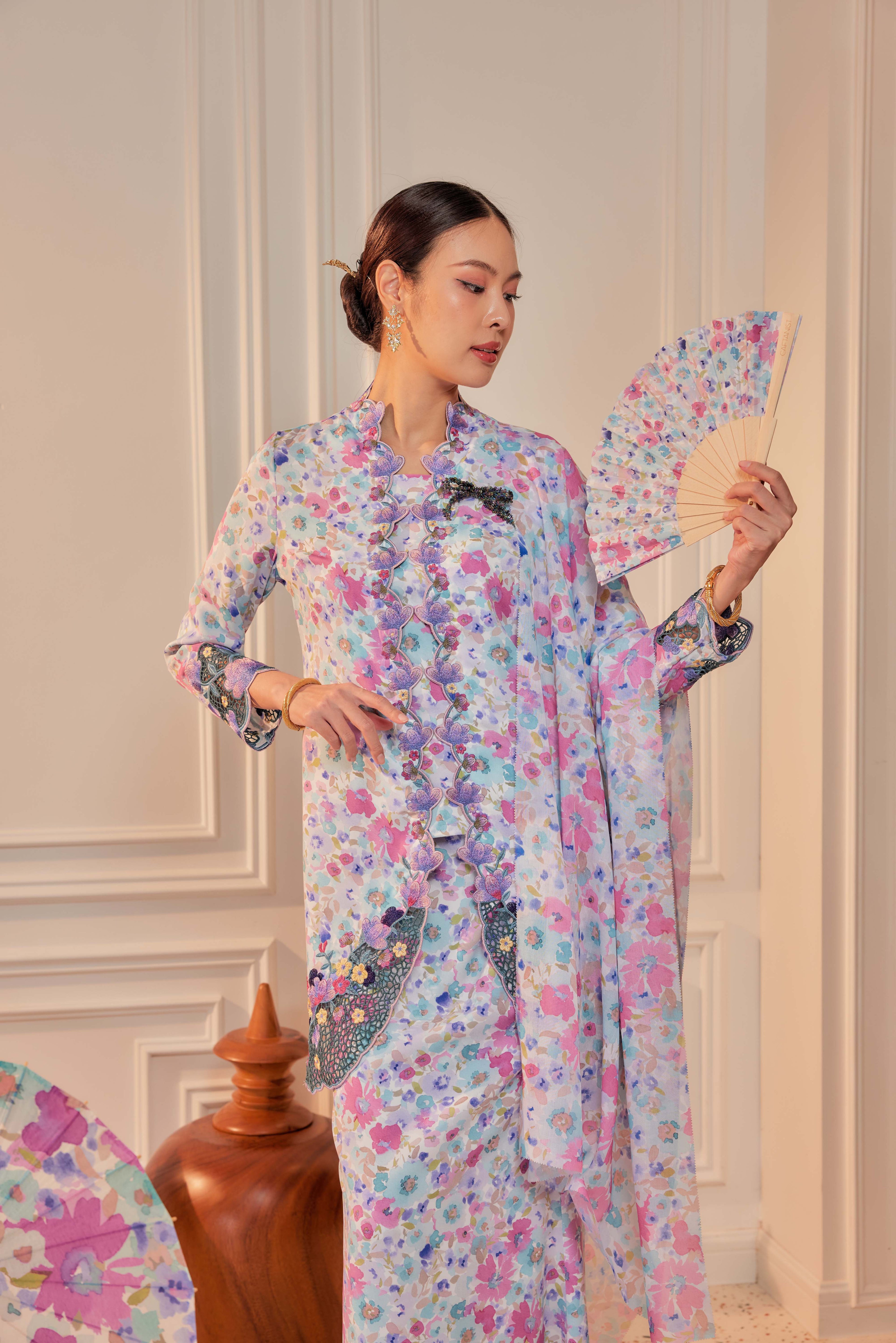 40 - Indah Sekarjati I - Kebaya Sulam Goyang Set With Matching Fan & Selendang [PREORDER]