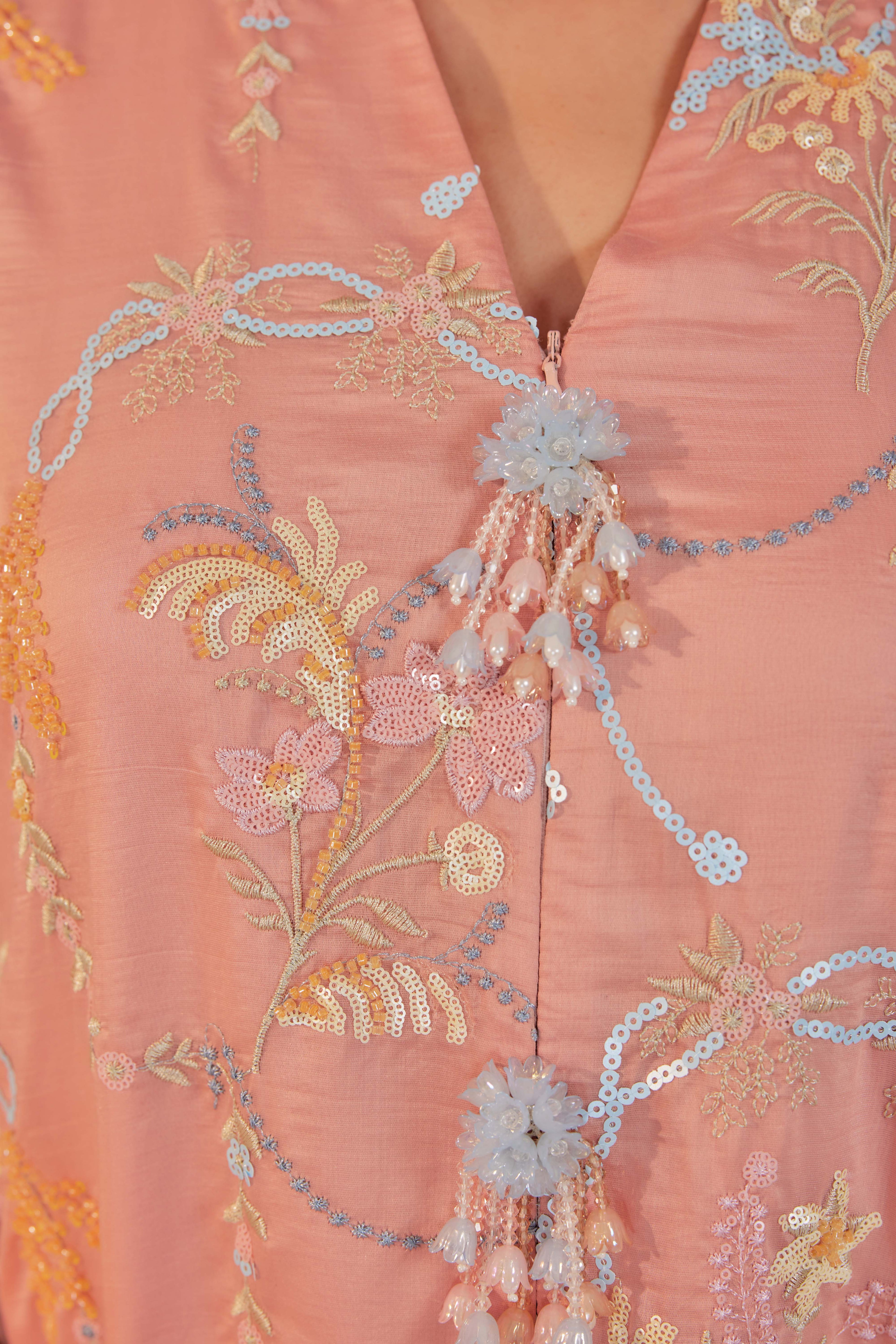 Terakota - Marni Kebarung With Embellishments & Set of 3 Brooch (Fully Lined)