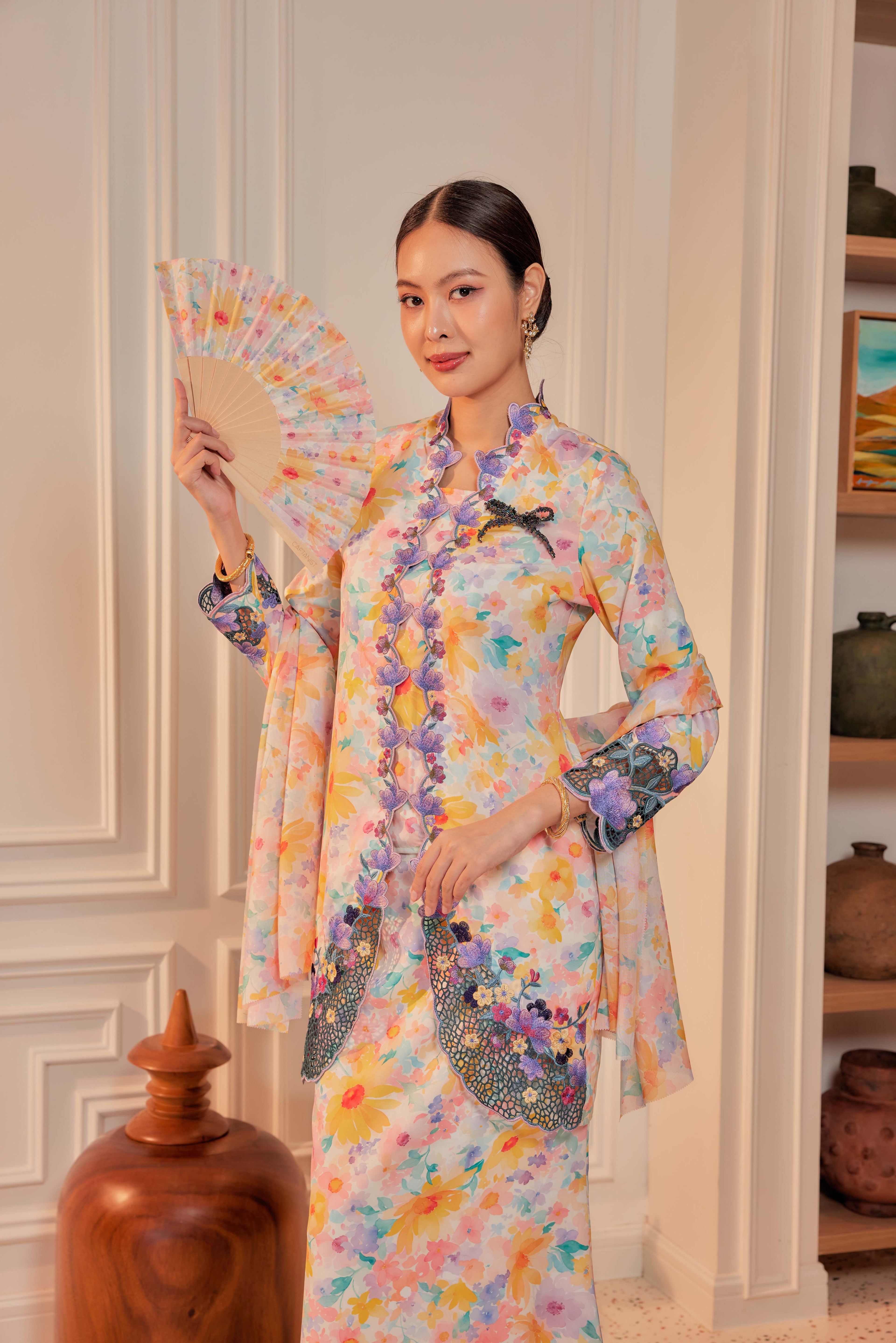 28 - Kembang Ratna - Kebaya Sulam Goyang Set With Matching Fan & Selendang [PREORDER]