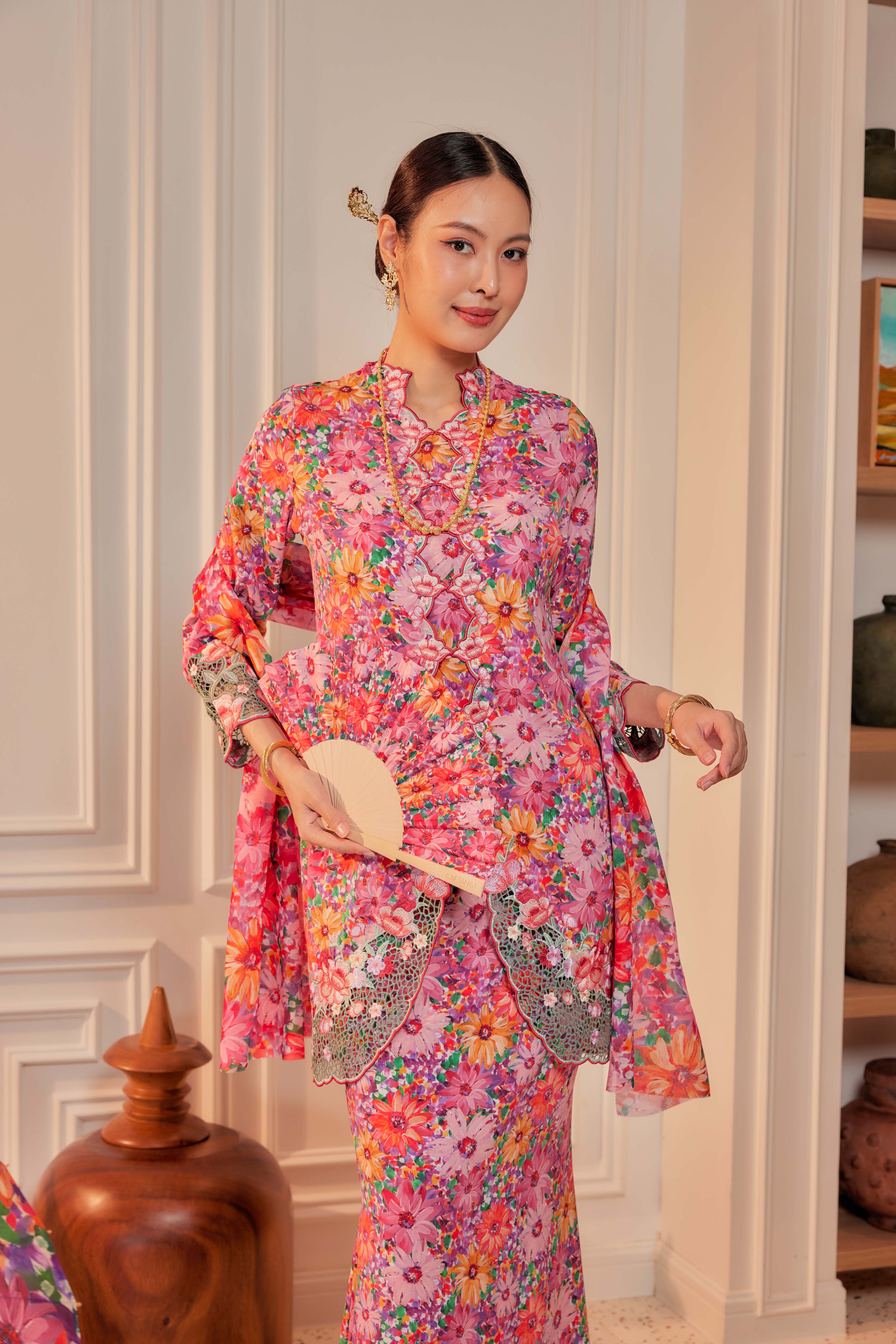 29 - Seroja Indah - Kebaya Sulam Goyang Set With Matching Fan & Selendang [PREORDER]