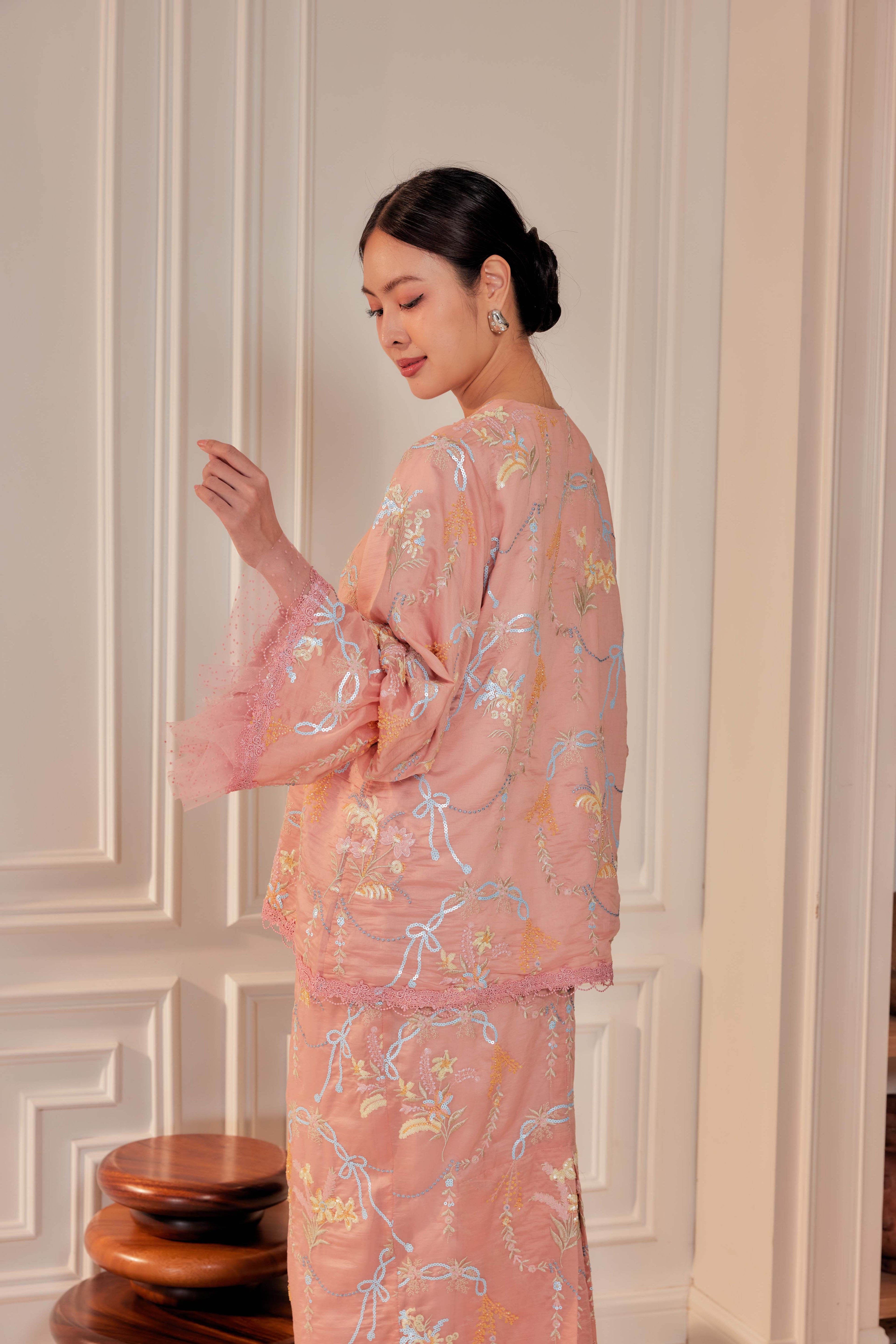 Terakota - Marni Beaded Embellished Kurung with Set of 3 Brooch (Fully Lined)