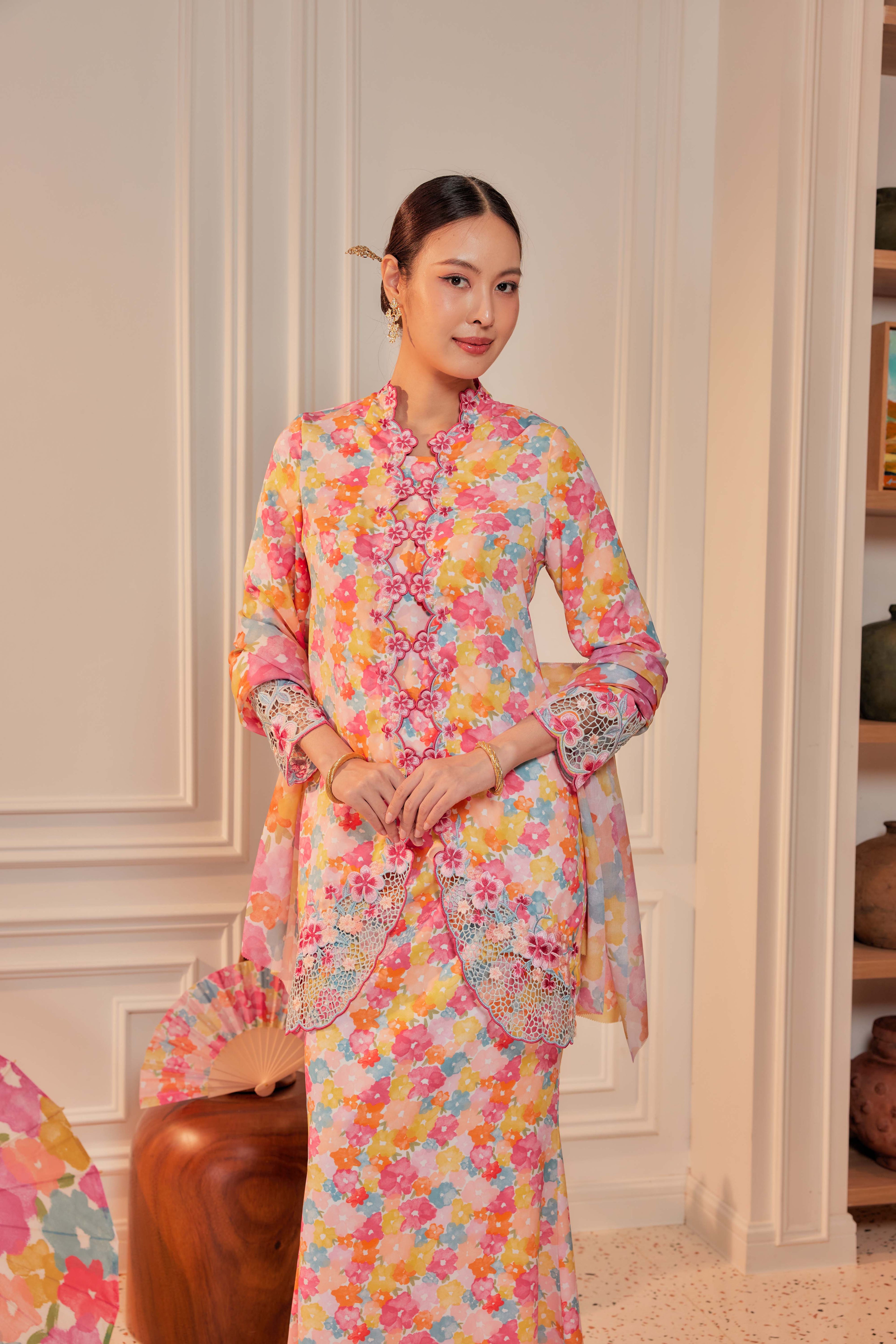 39 - Ratu Melur - Kebaya Sulam Goyang Set With Matching Fan & Selendang [PREORDER]