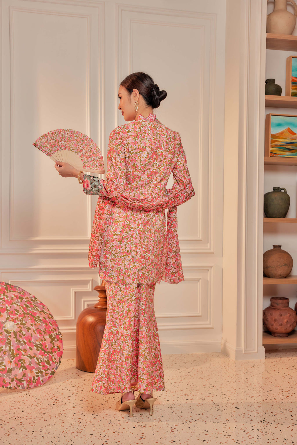 38 - Bunga Air Mata Pengantin - Kebaya Sulam Goyang Set With Matching Fan & Selendang [PREORDER]