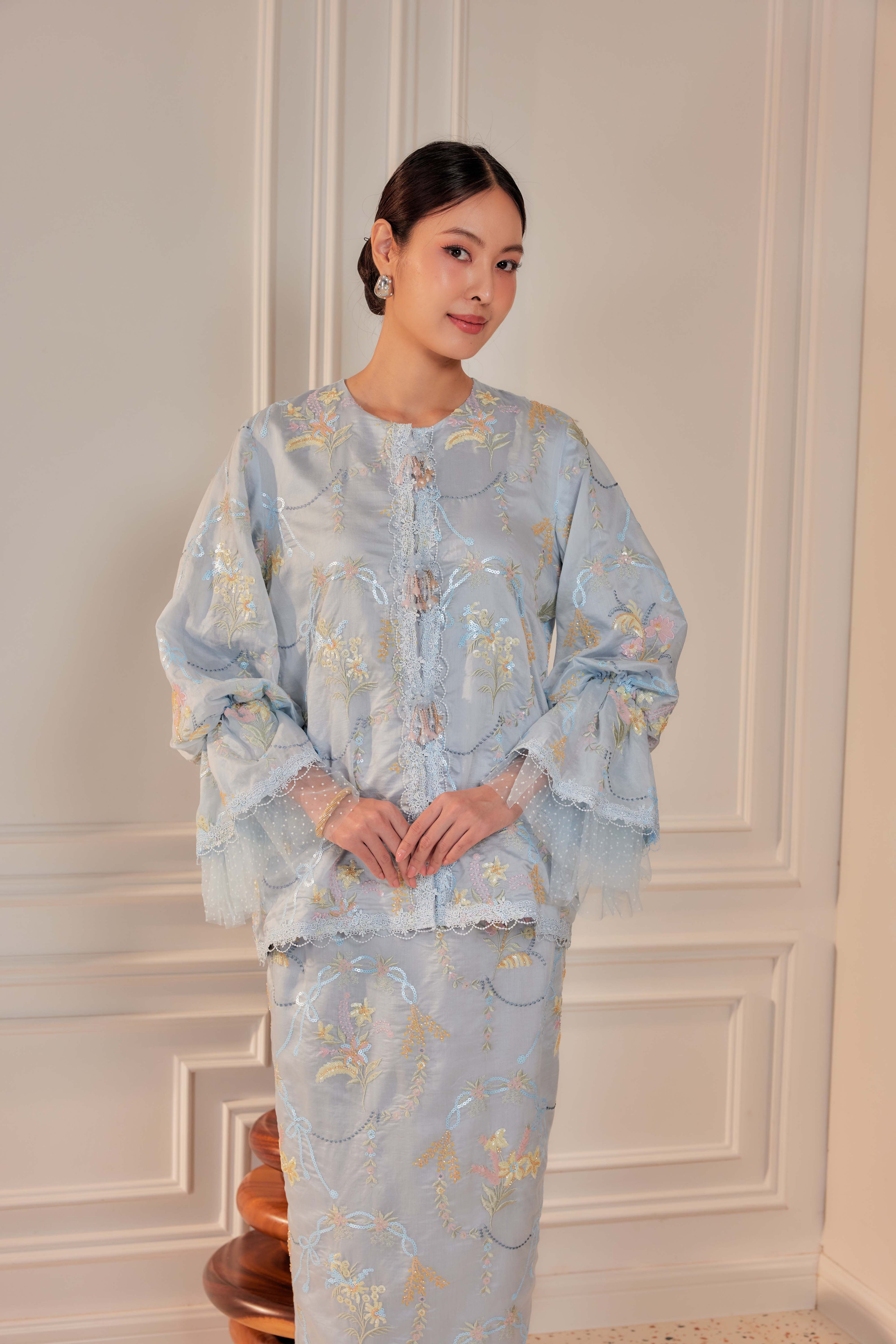 Bayu - Marni Beaded Embellished Kurung with Set of 3 Brooch (Fully Lined)