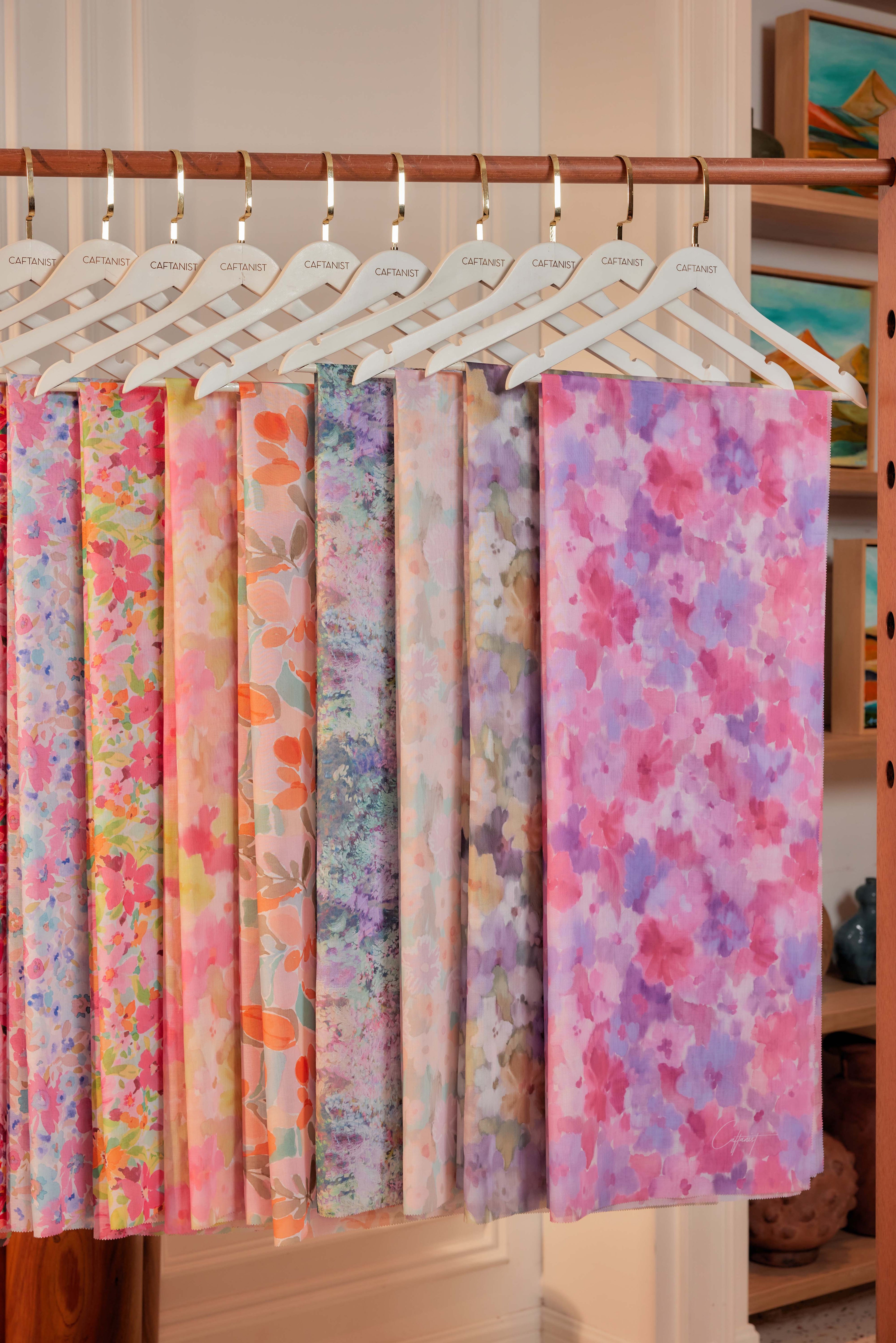 09 - Taman Sari - Kebarung Sulam Goyang Set With Matching Fan & Selendang