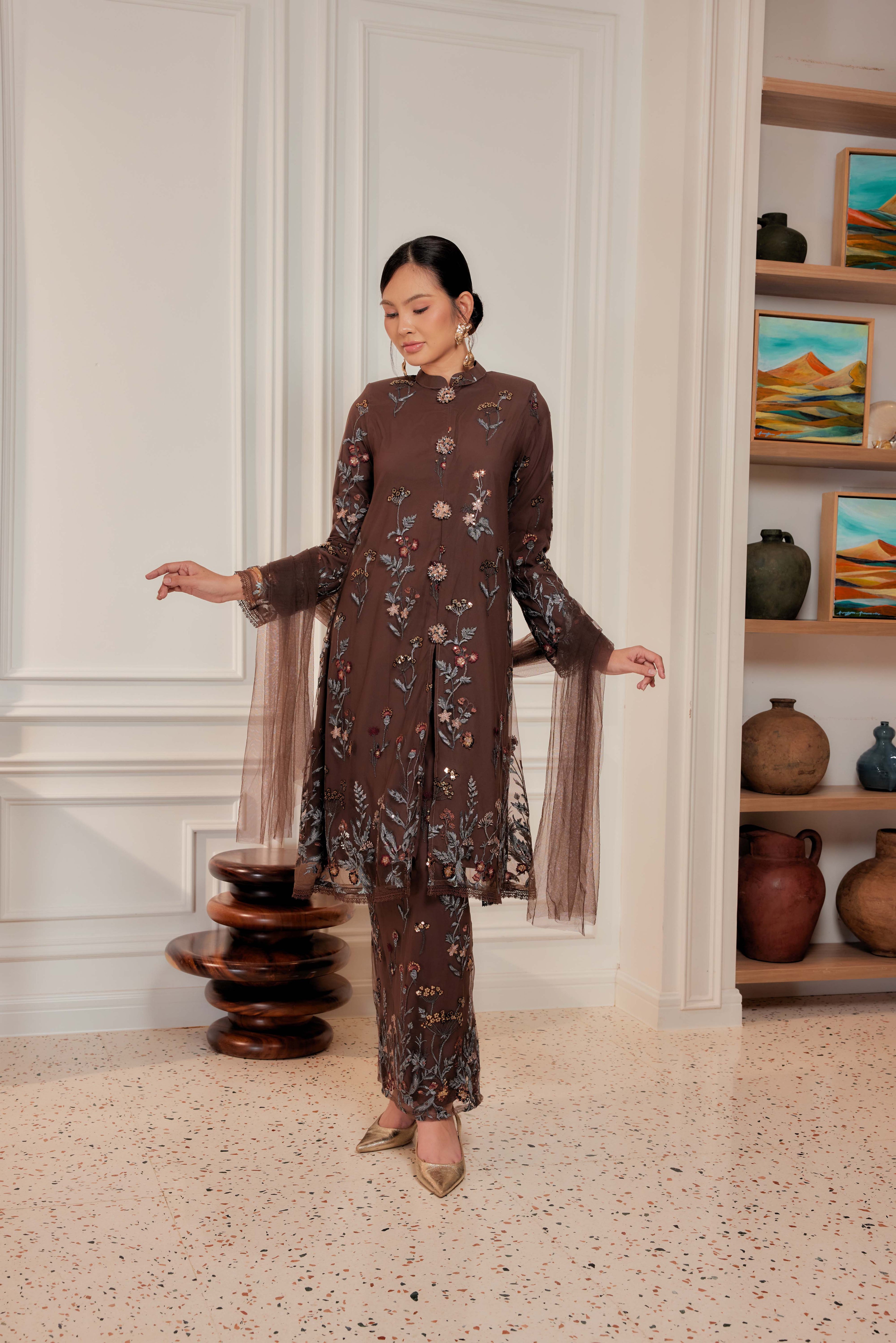 Rich Brown - Dian Embellished Kebarung with Embroidery Lace Trim  [PREORDER MID FEB]