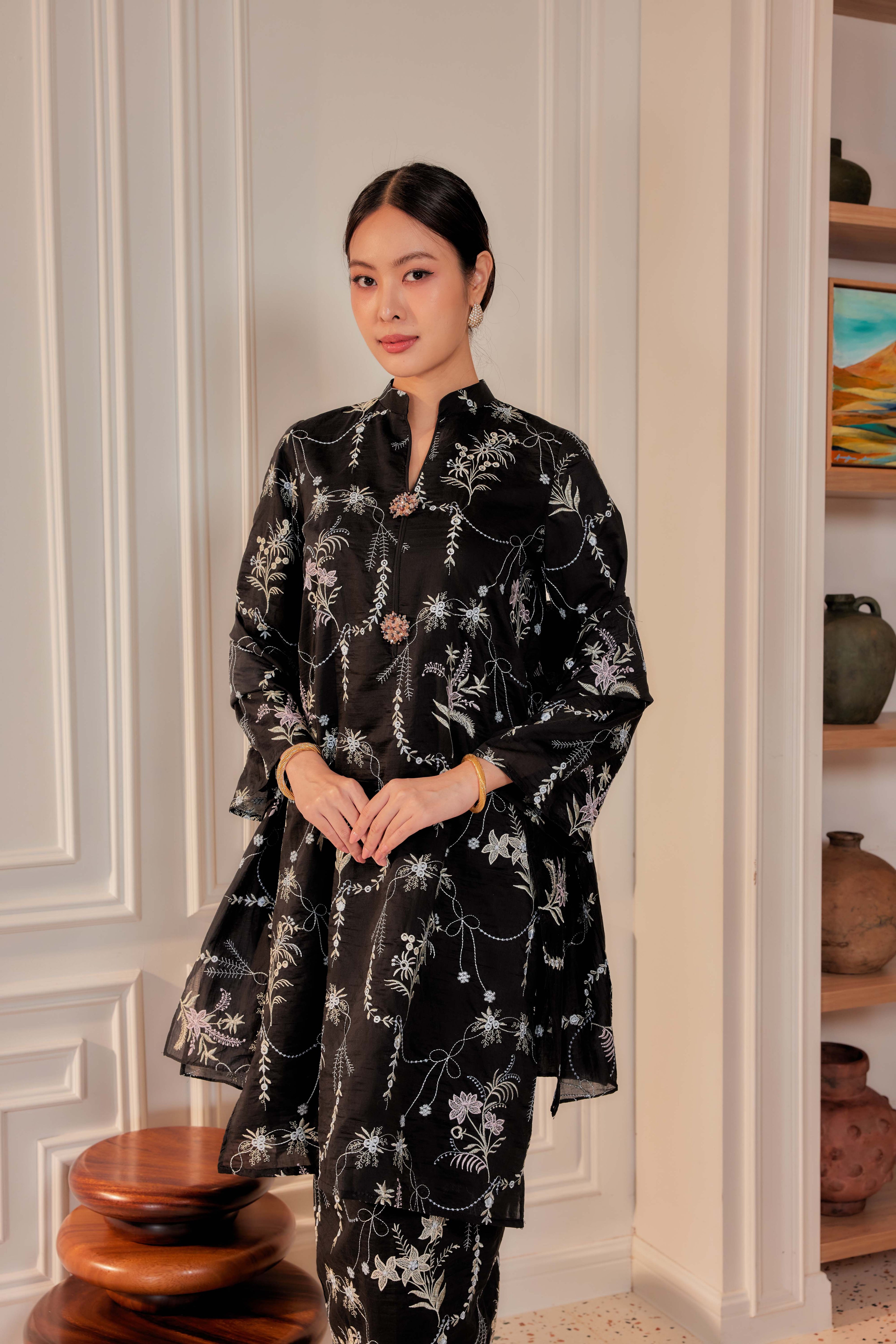 Hitam Manis - Puspa Kurung Labuh (Fully Lined)