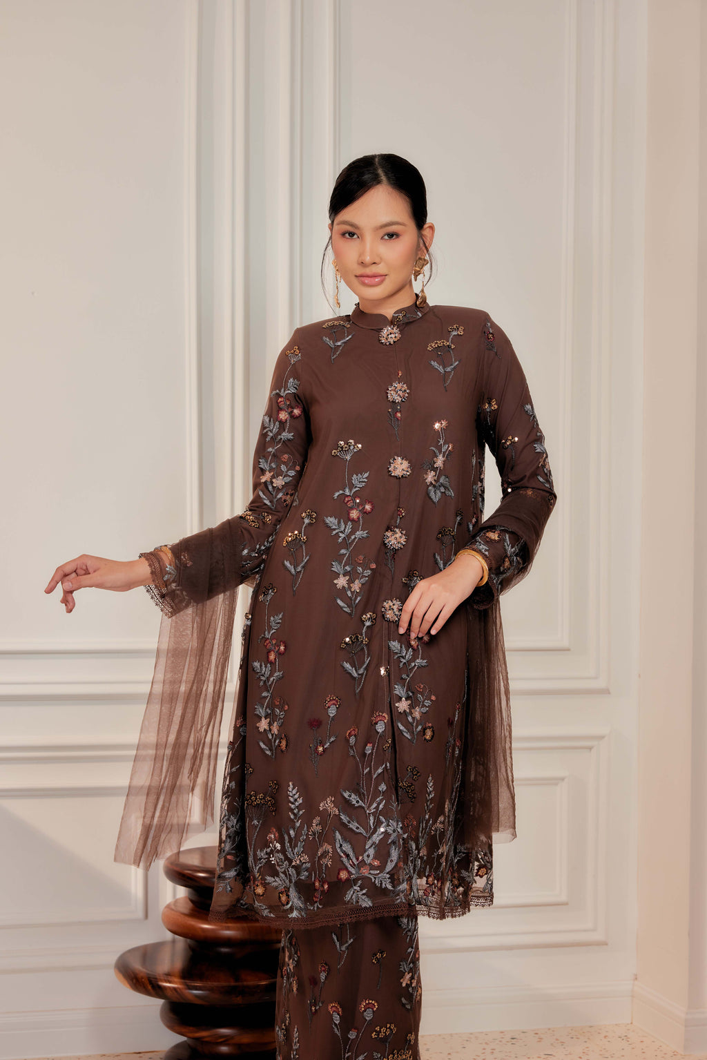 Rich Brown - Dian Embellished Kebarung with Embroidery Lace Trim  [PREORDER MID FEB]
