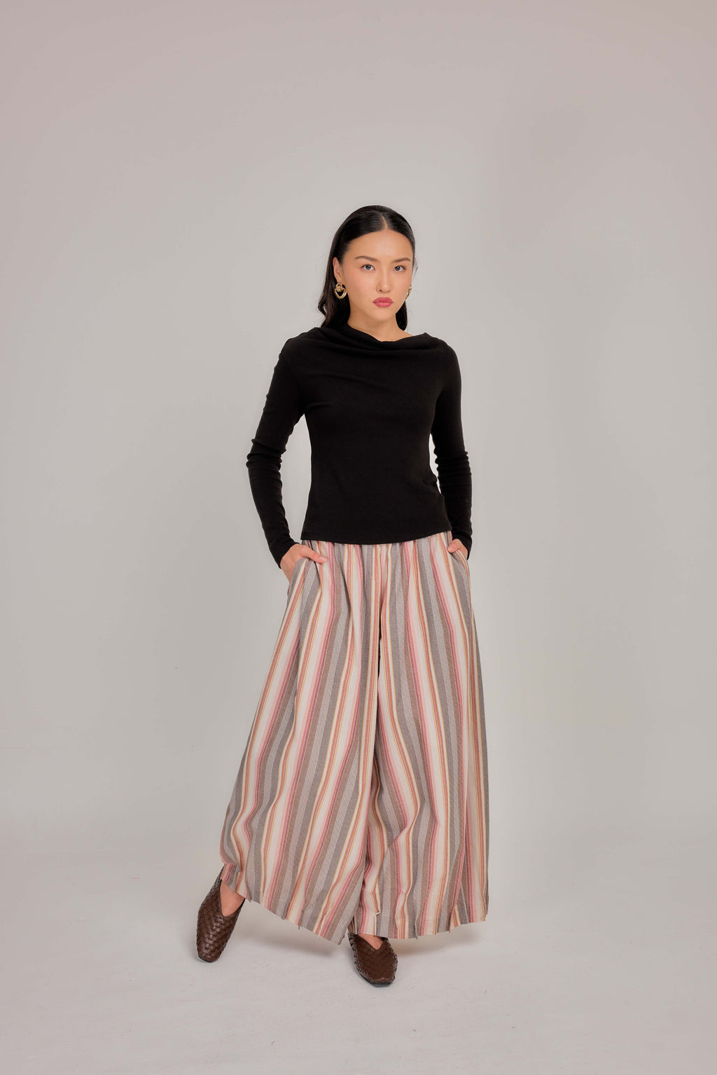 08 - Vintage Stripe -  Pleated Barrel-leg Pants