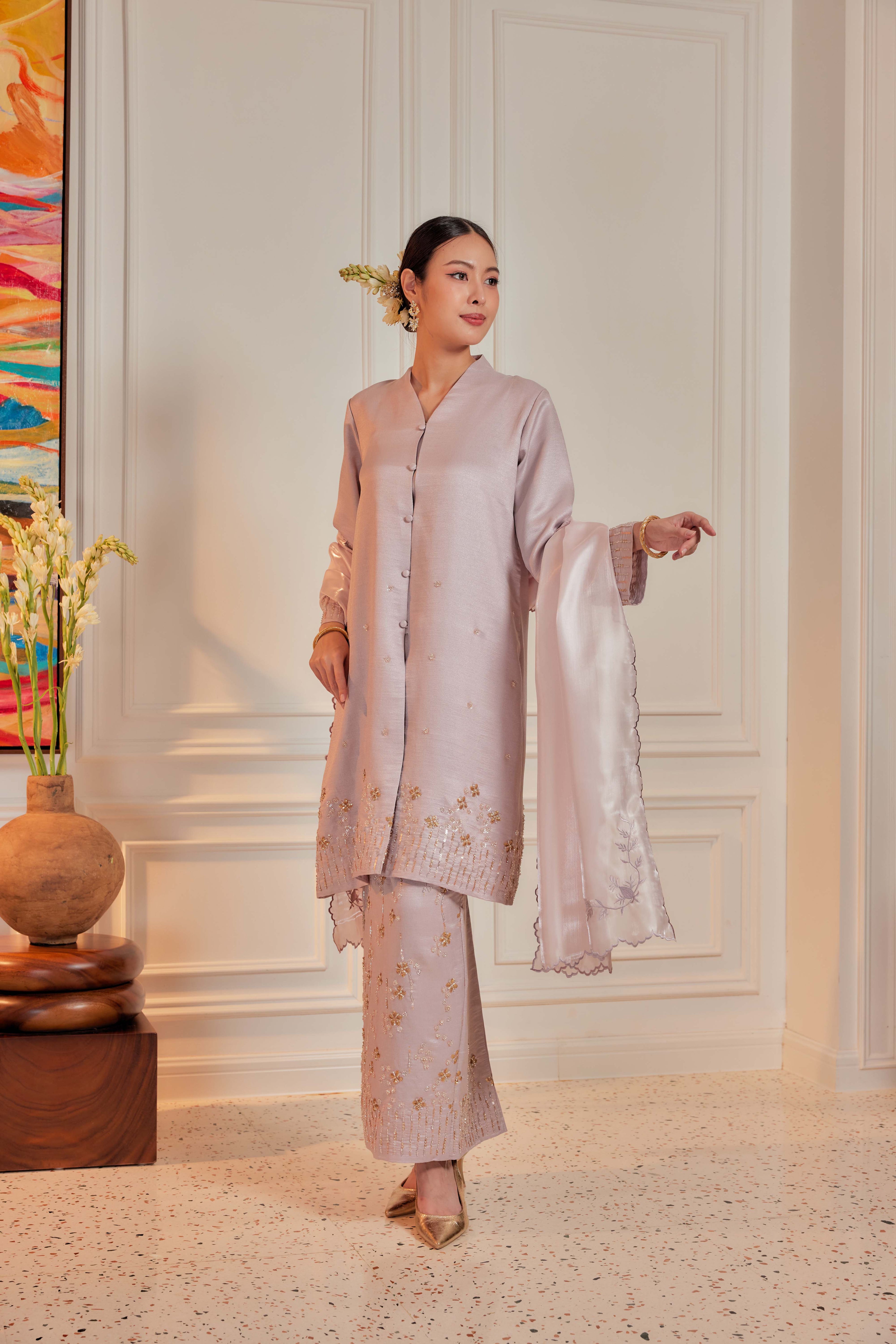 Heirloom Lilac - Bidasari Beaded Bunga Tabur Motif Kebarung (Fully Lined)