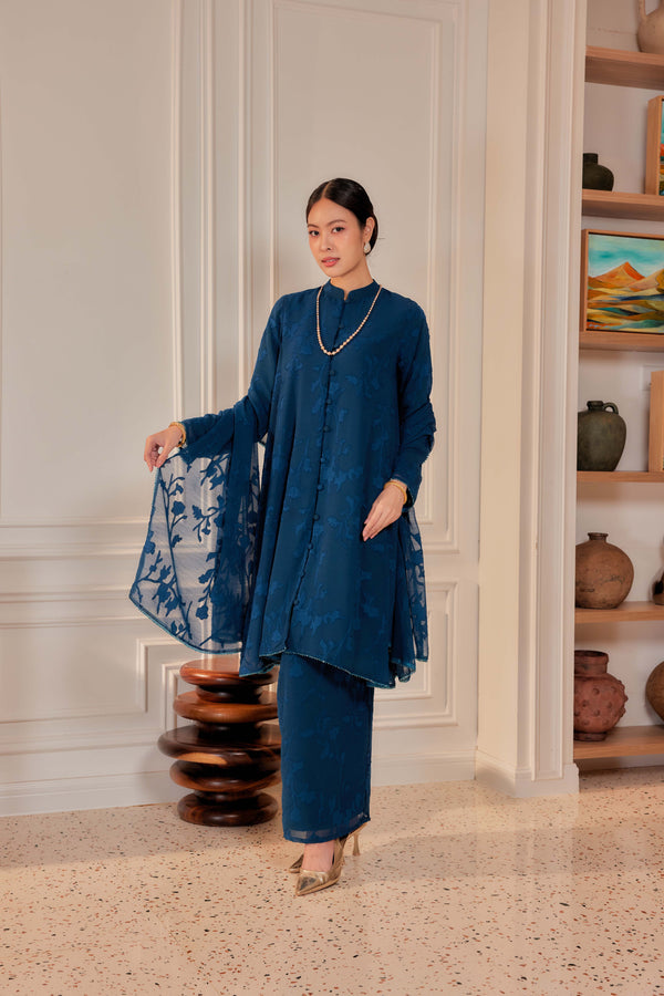 Indah Pelangi Kebarung in Teal Blue – The Beaded Edition, Fully Lined