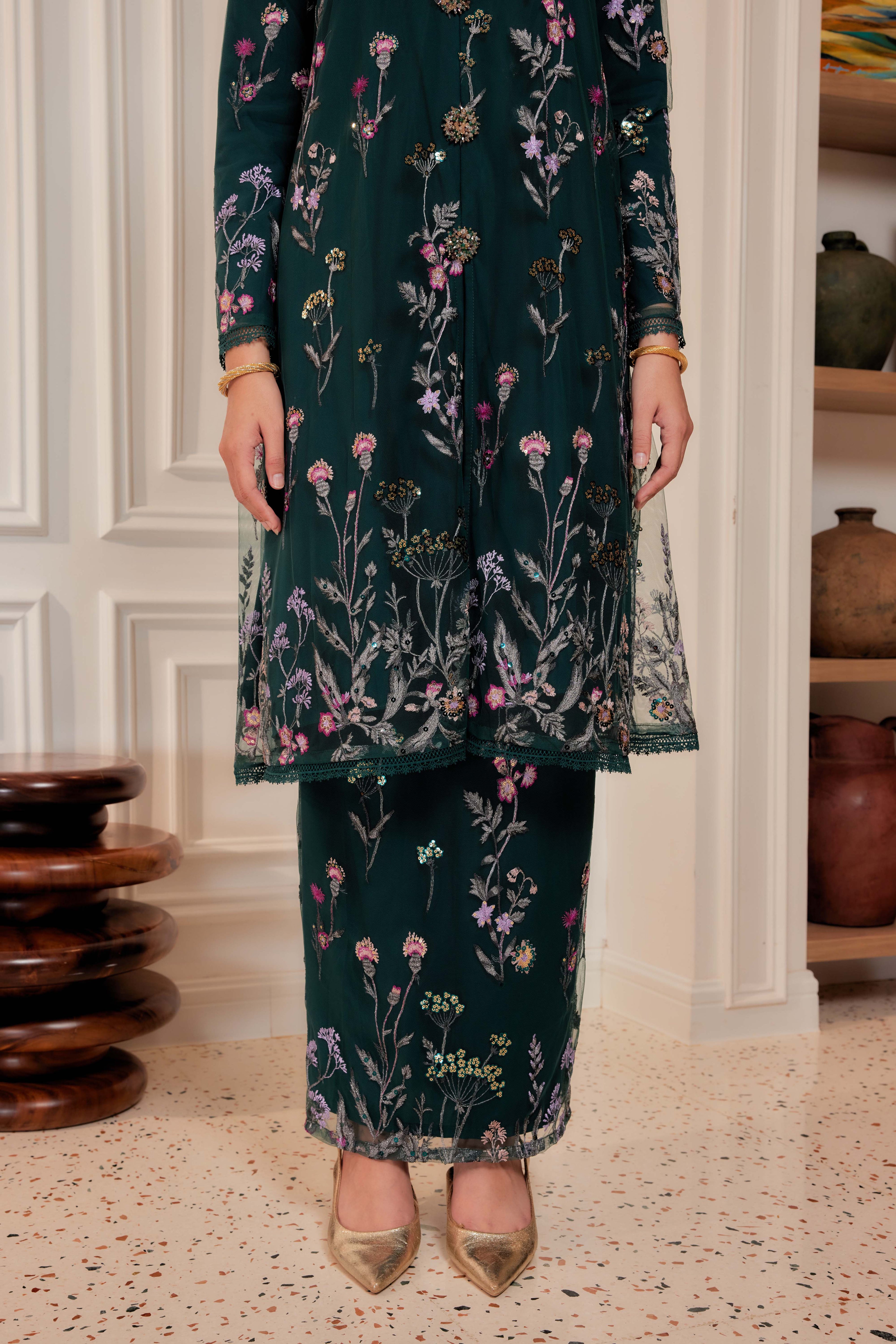 Emerald Green - Dian Embellished Kebarung with Embroidery Lace Trim