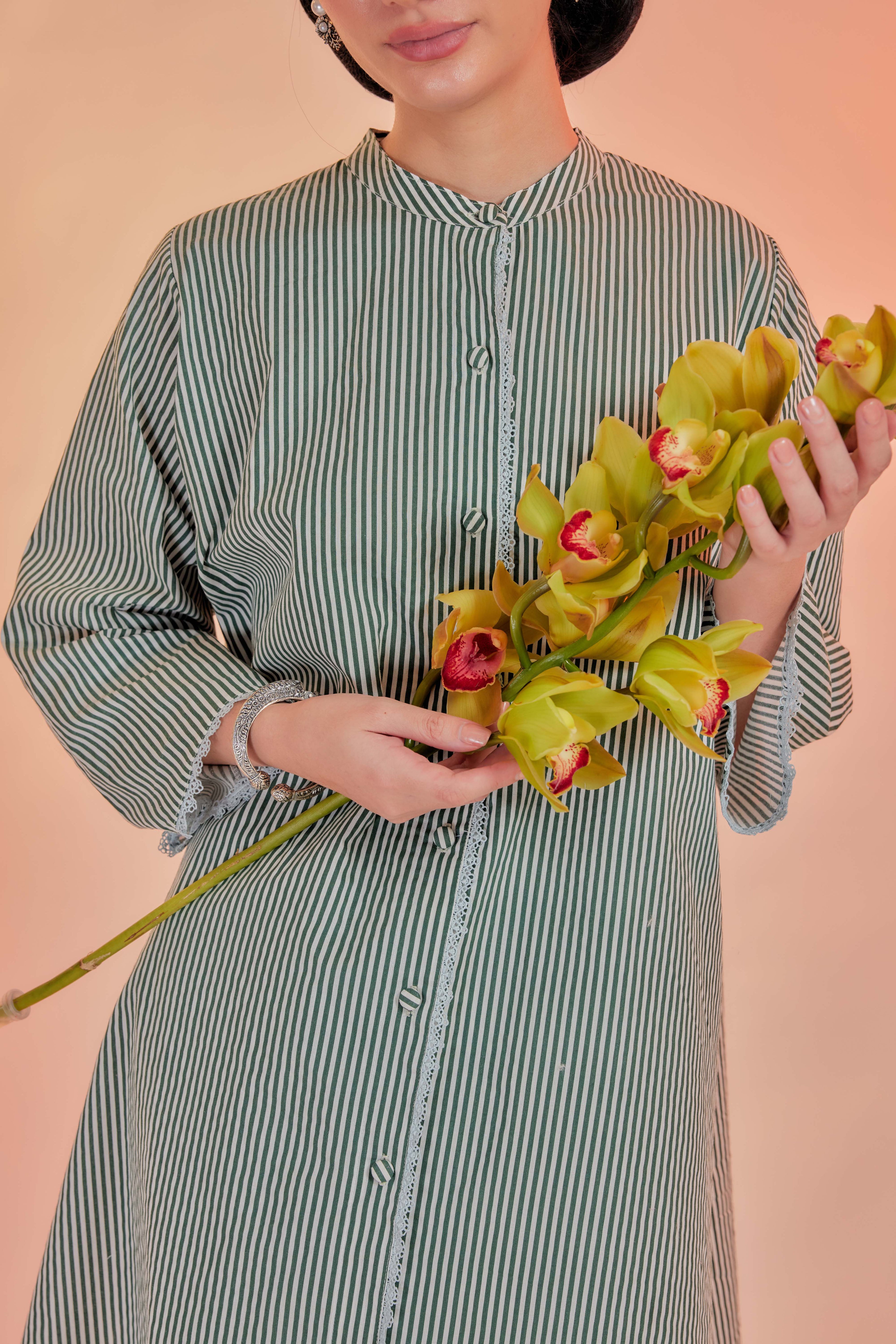 Daun-Airis Cotton Striped Kebarung with Lace Trim Set