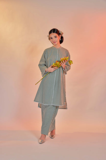 Daun-Airis Cotton Striped Kebarung with Lace Trim Set