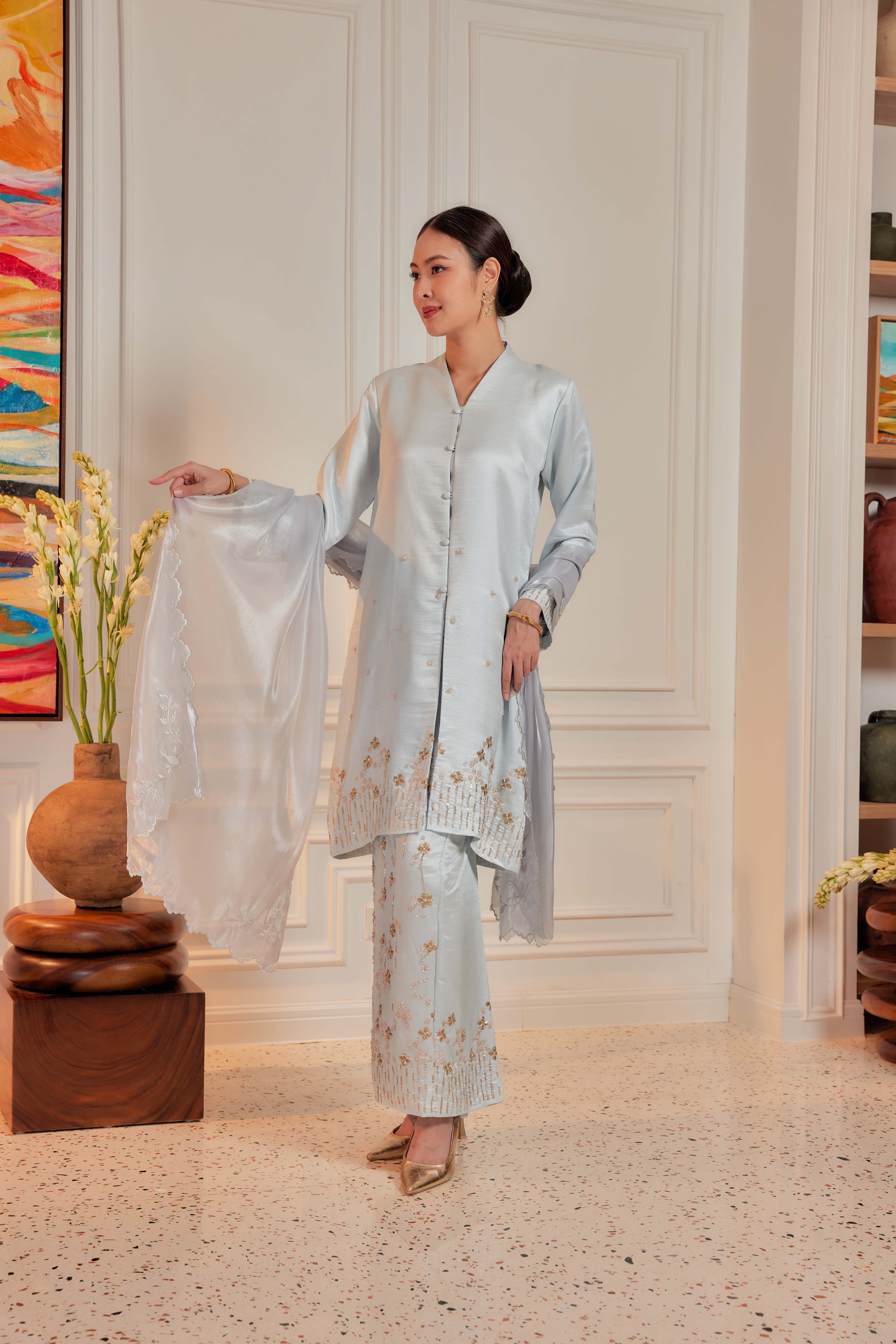 Whispy Blue - Bidasari Beaded Bunga Tabur Motif Kebarung (Fully Lined)