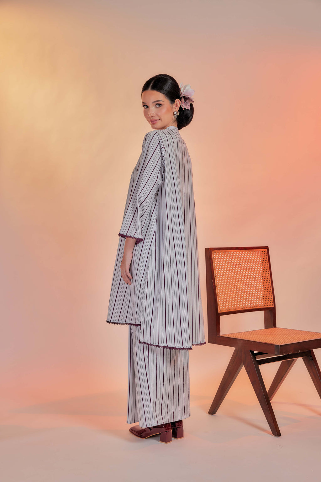 Ijas-Airis Cotton Striped Kebarung with Lace Trim Set