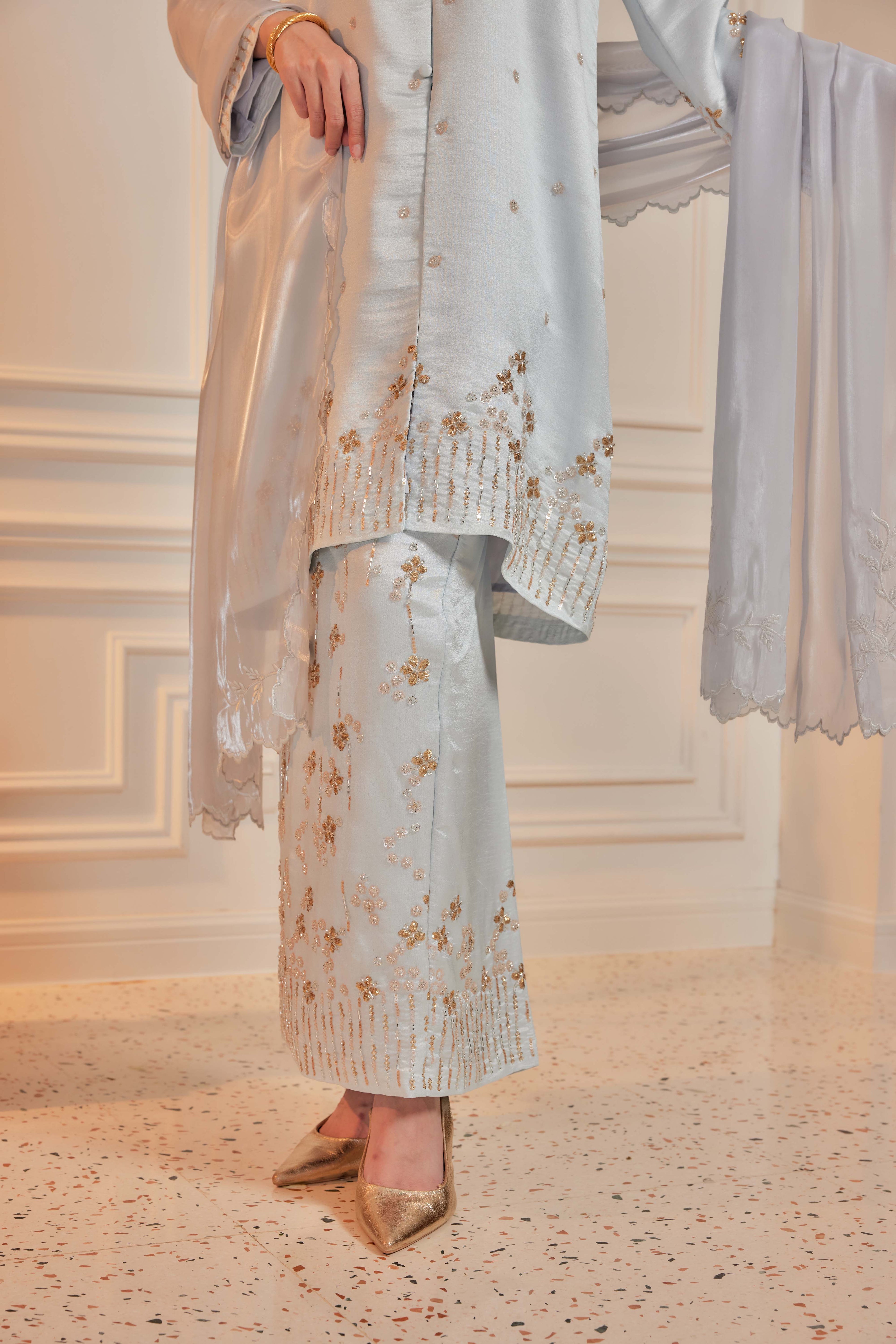 Whispy Blue - Bidasari Beaded Bunga Tabur Motif Kebarung (Fully Lined)