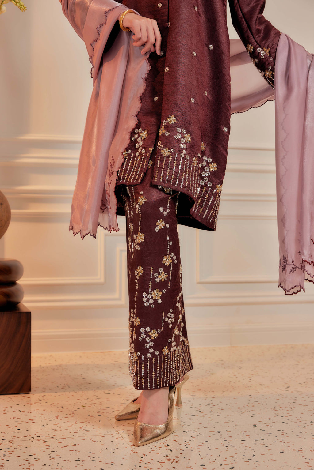 Burgundy Brown - Bidasari Beaded Bunga Tabur Motif Kebarung (Fully Lined)